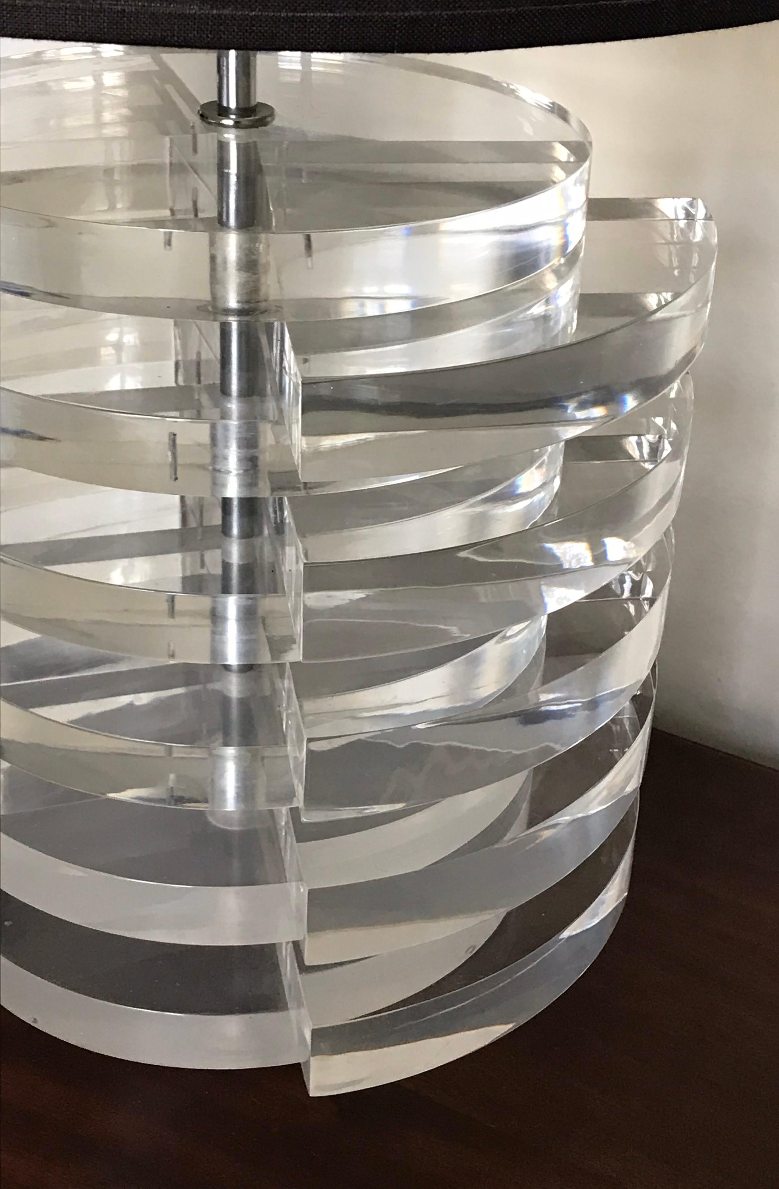American Mid-Century Modern Karl Springer Stacked Disc Lucite Table Lamp, 1970s For Sale