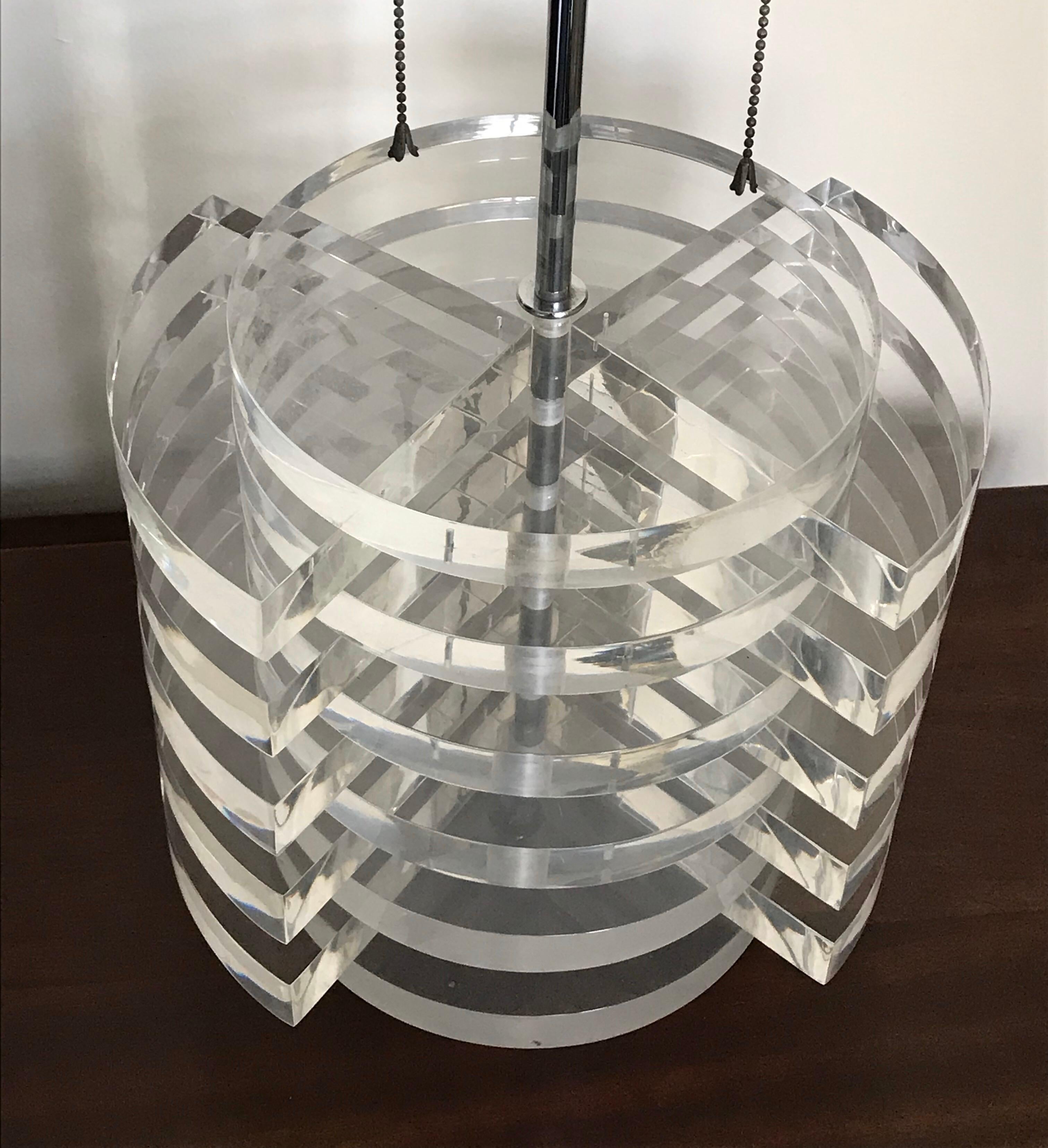Late 20th Century Mid-Century Modern Karl Springer Stacked Disc Lucite Table Lamp, 1970s For Sale