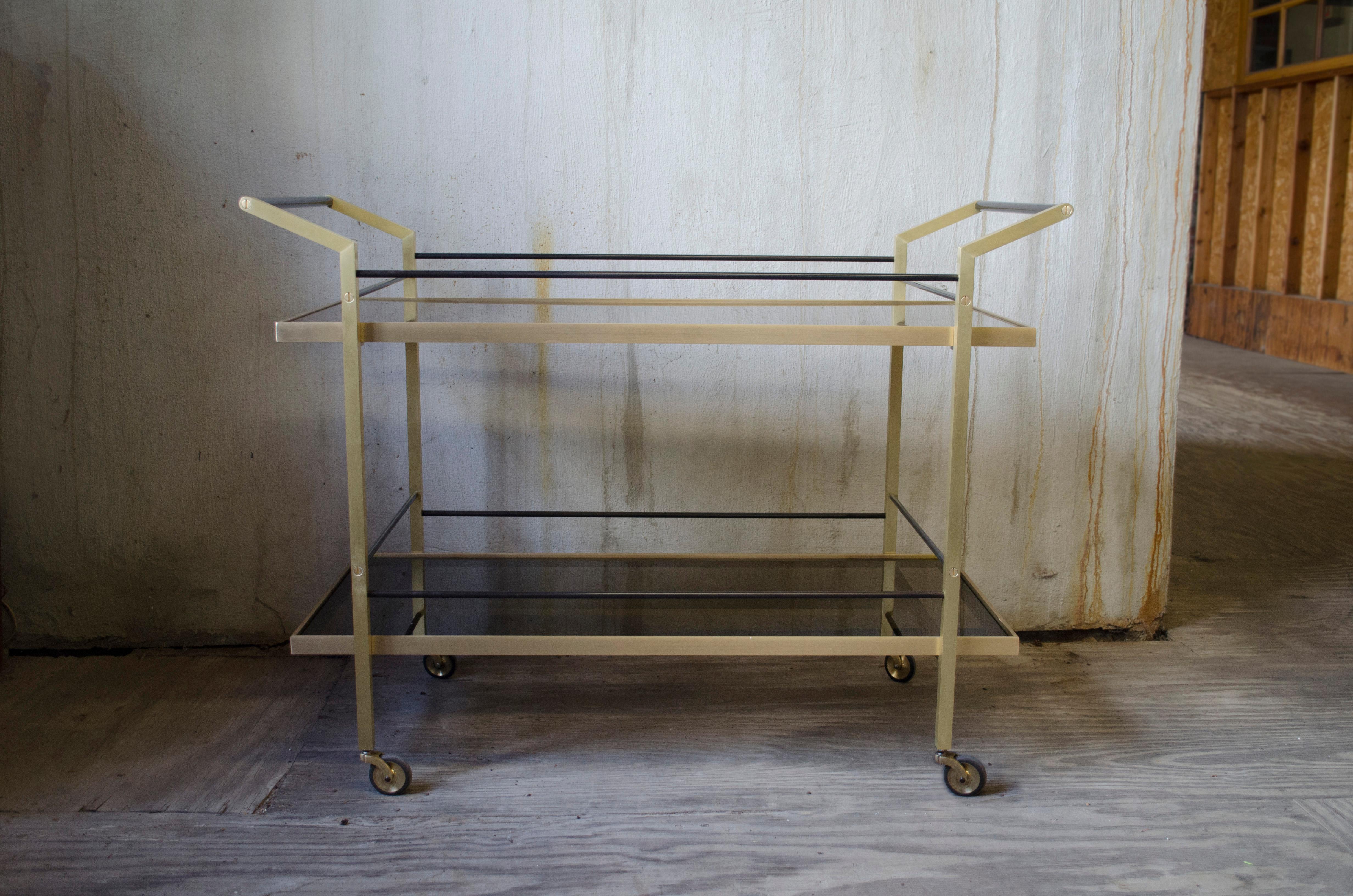 Oak Mid-Century Modern Kent Bar Cart with Brass and Steel Construction For Sale