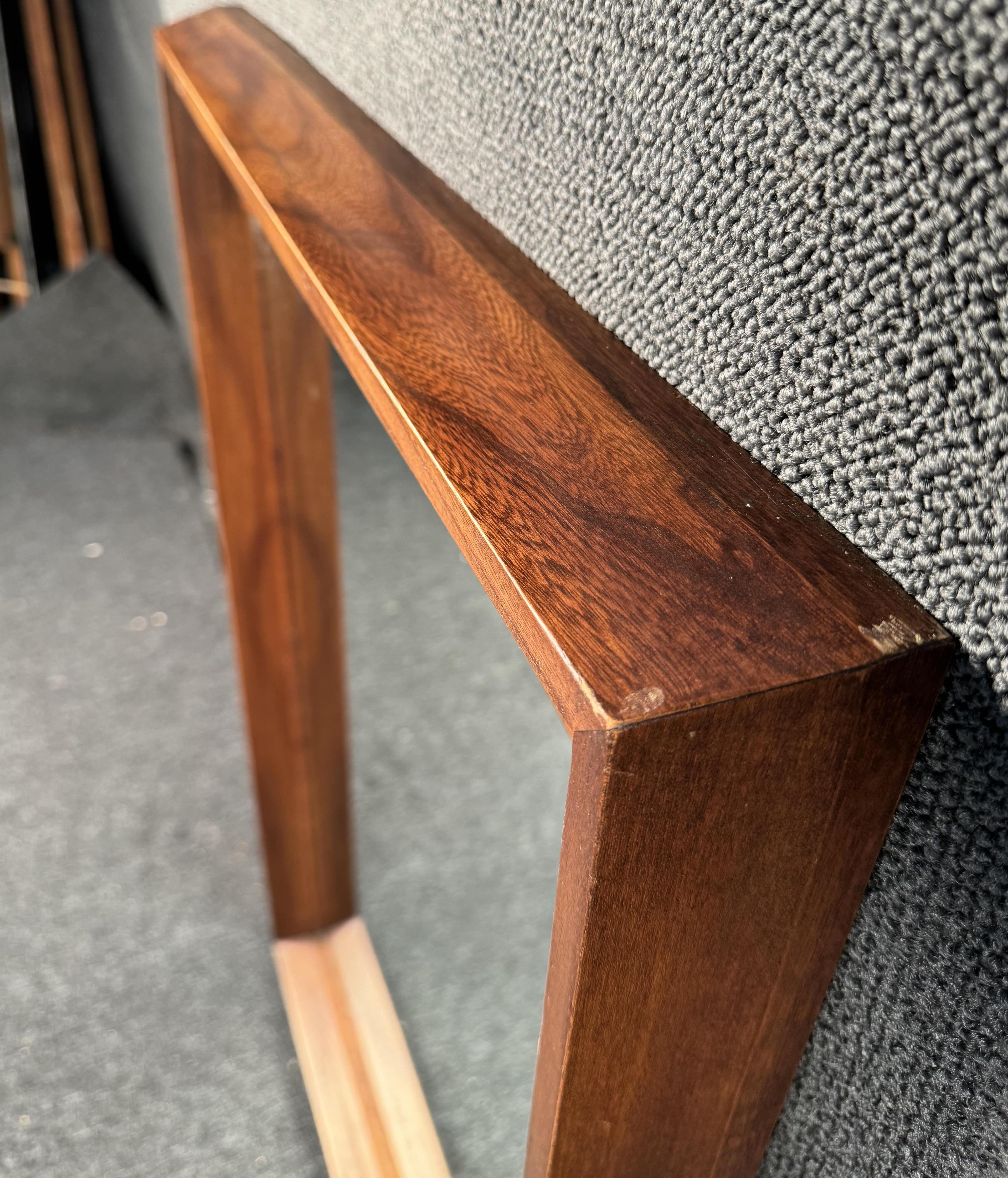 Mid-Century Modern Kent Coffey Spiegel (Moderne der Mitte des Jahrhunderts) im Angebot