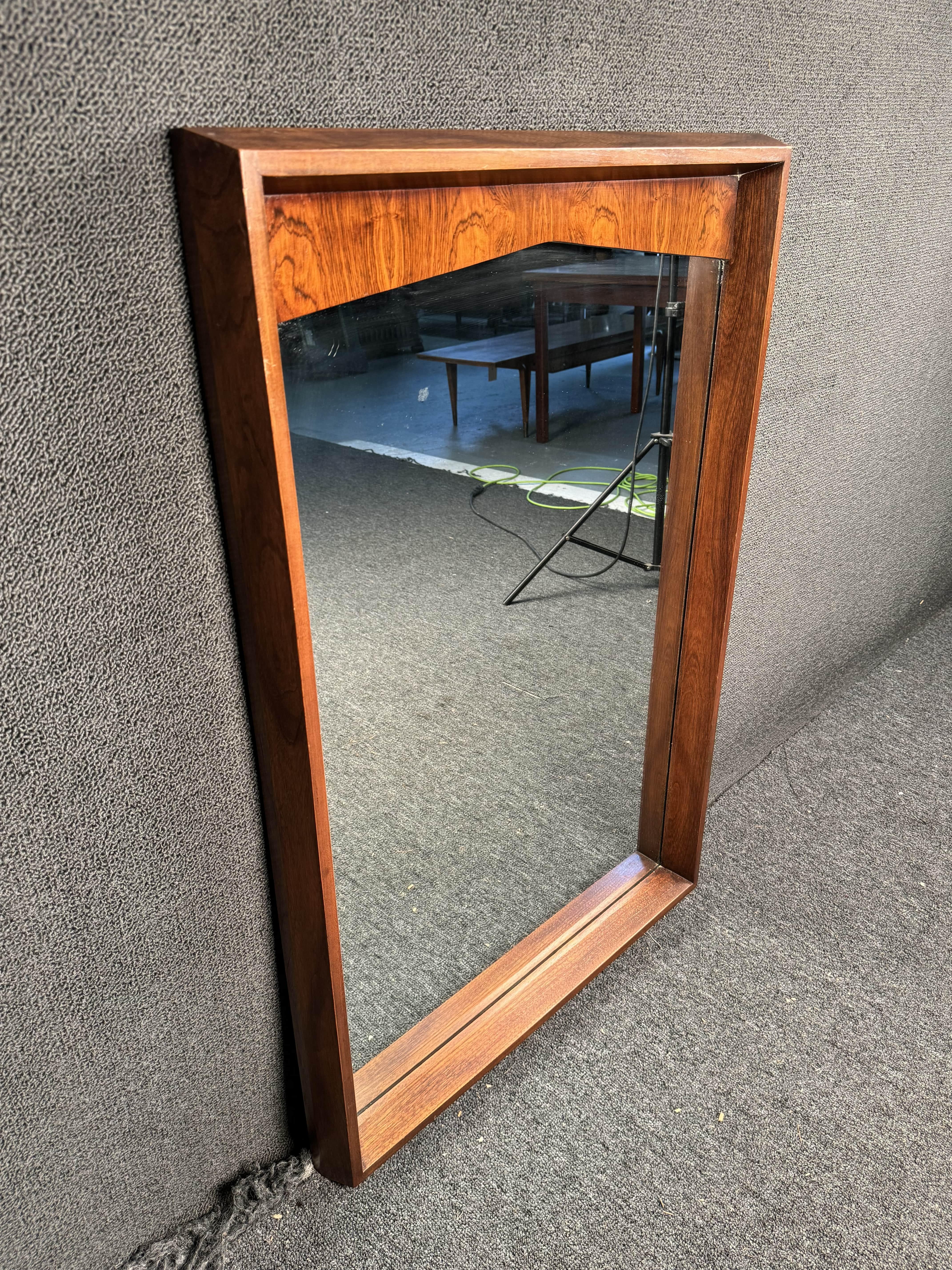 Mid-Century Modern Kent Coffey Spiegel im Zustand „Gut“ im Angebot in Brooklyn, NY