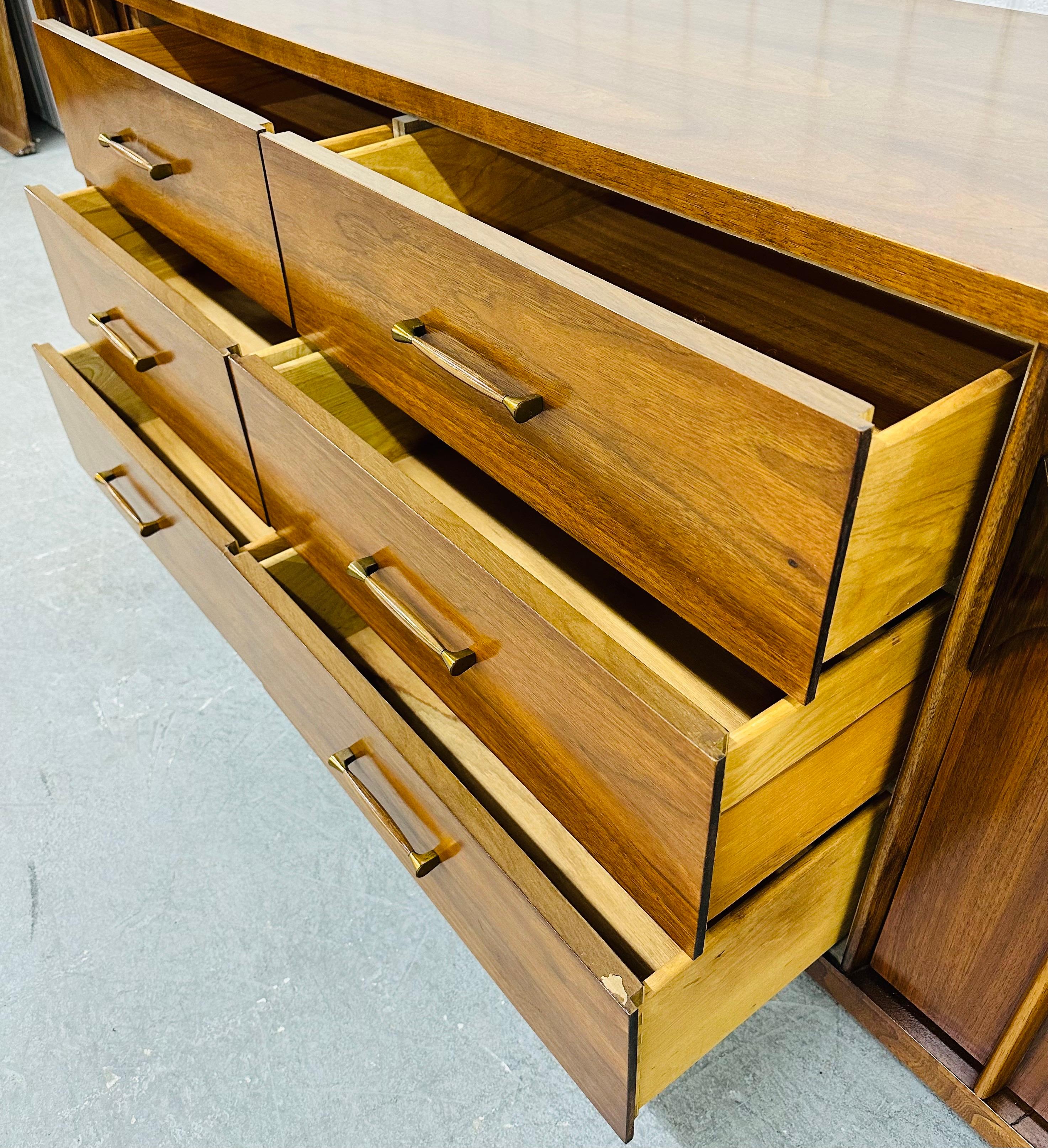 Mid-Century Modern Kent Coffey Perspecta 12-Drawer Walnut Dresser 3