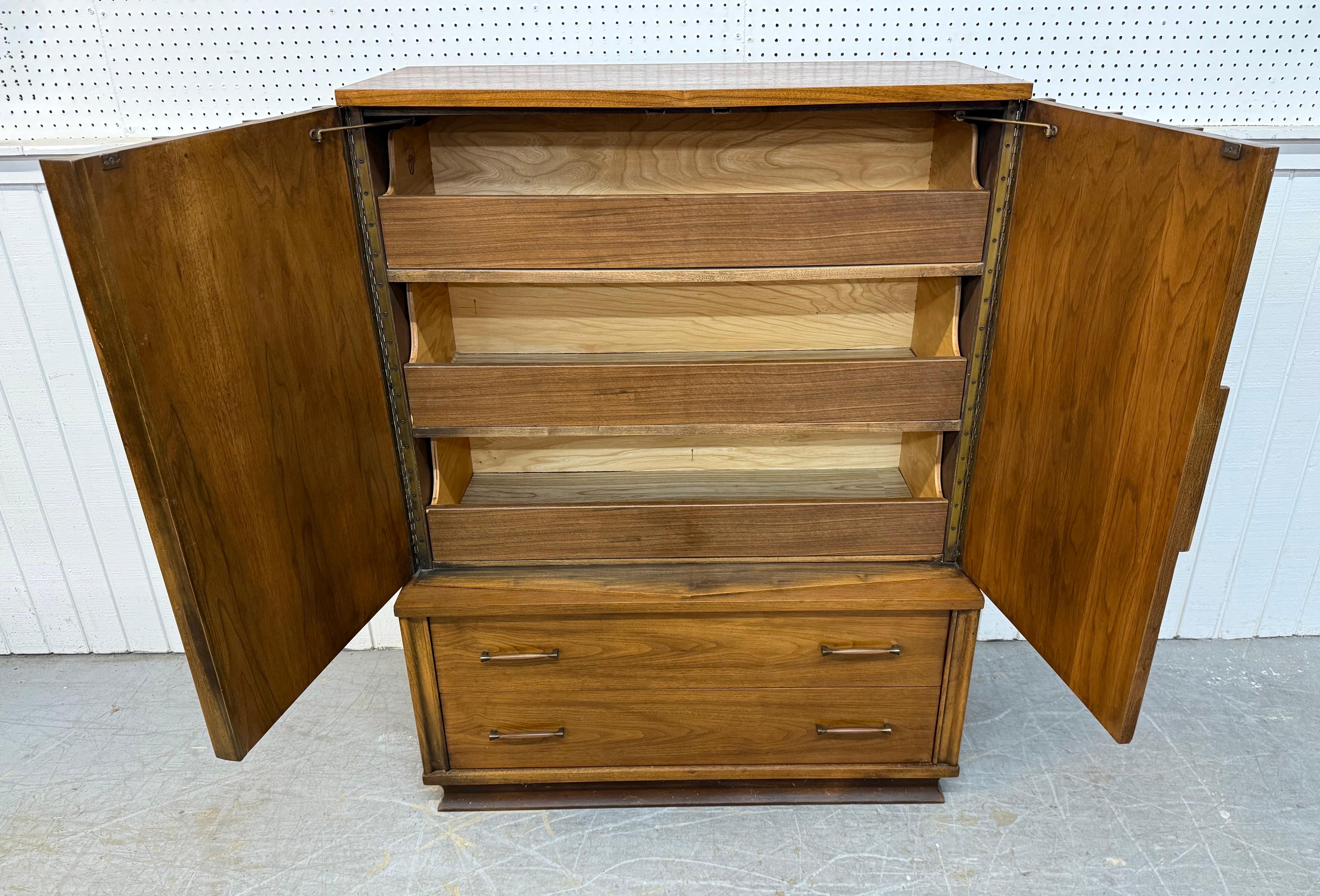 Mid-Century Modern Kent Coffey Perspecta Walnut Armoire In Good Condition For Sale In Clarksboro, NJ