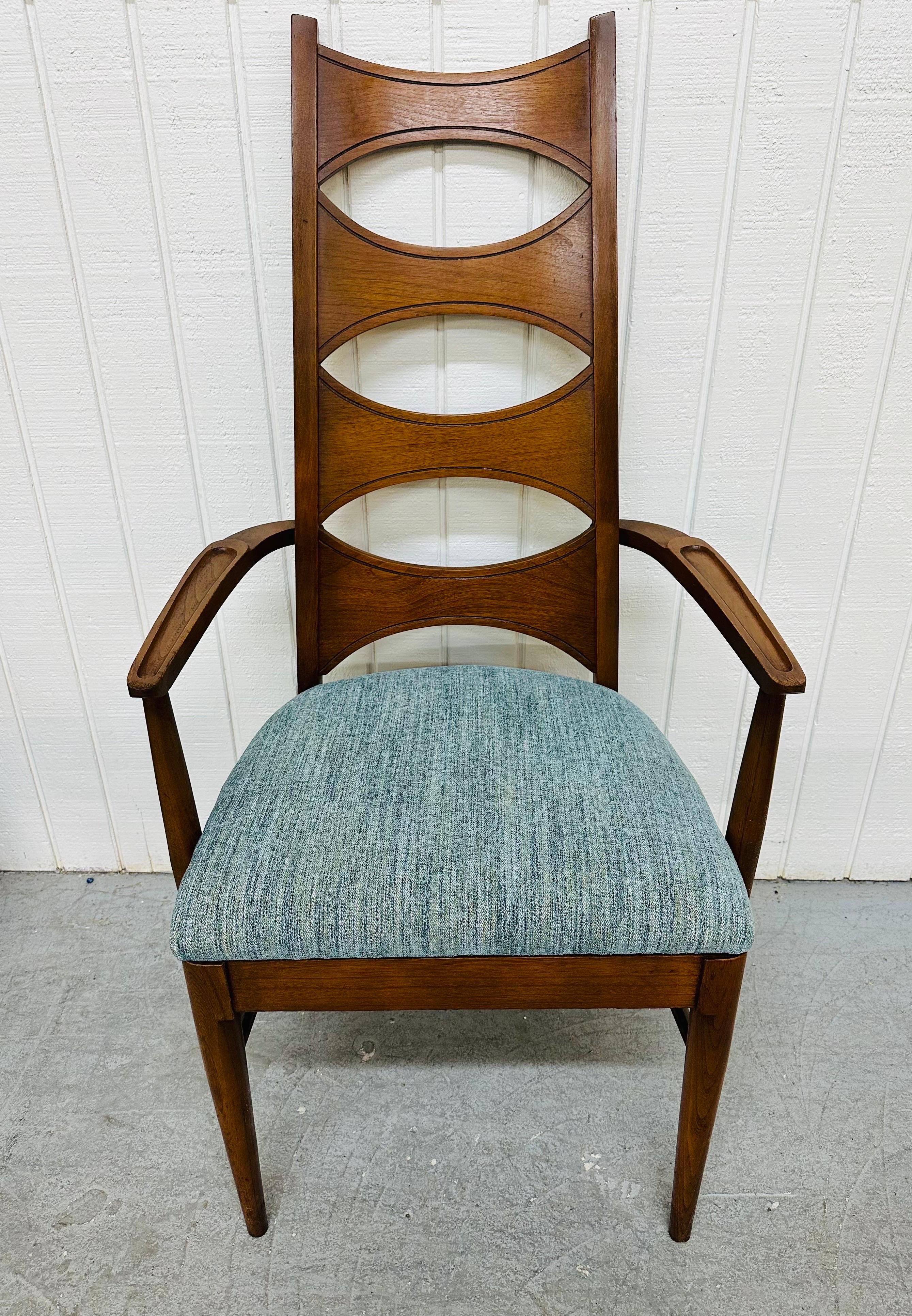 Mid-Century Modern Kent Coffey Perspecta Walnut Dining Chairs - Set of 6 In Good Condition In Clarksboro, NJ