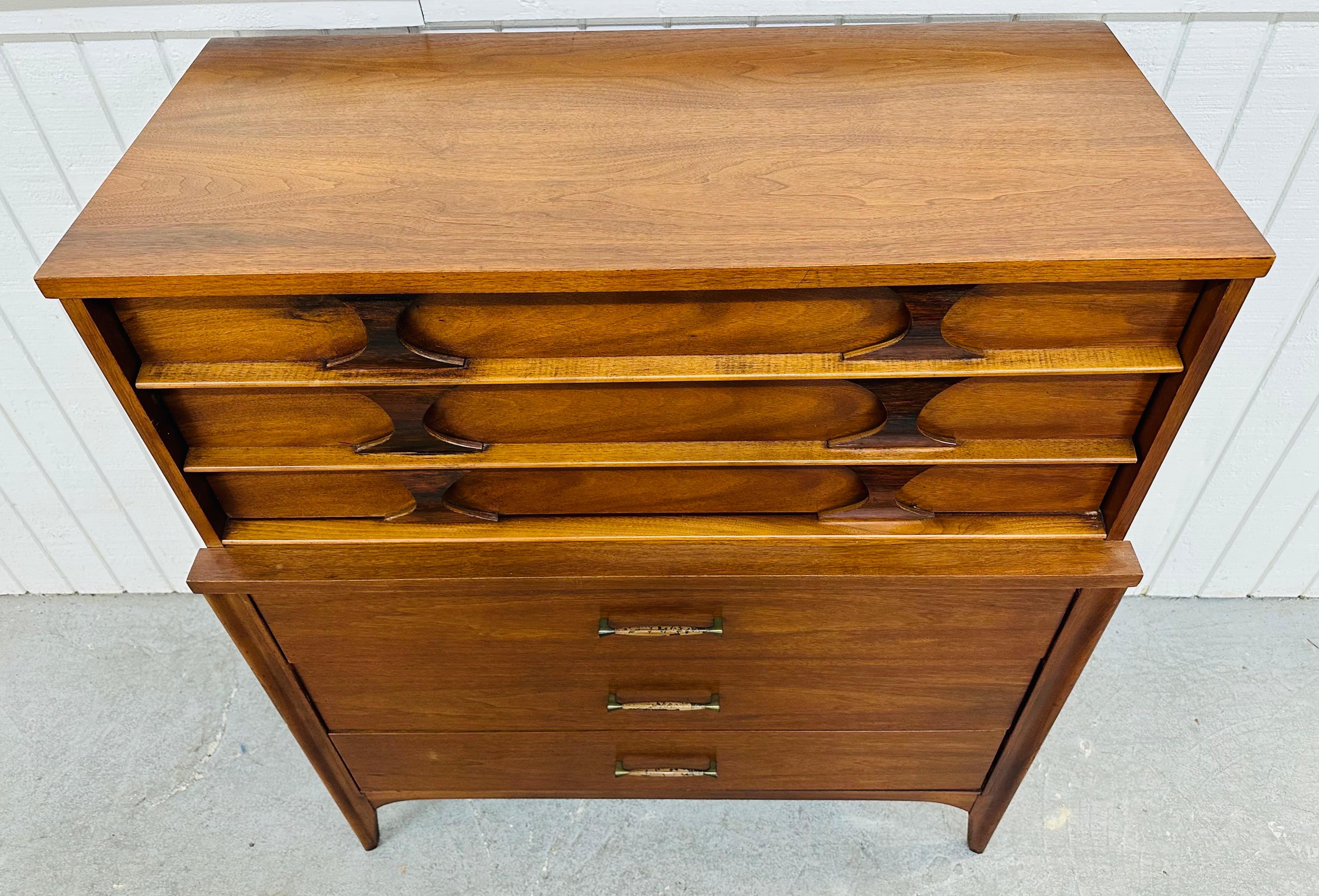 Mid-Century Modern Kent Coffey Perspecta Walnut High Chest In Good Condition In Clarksboro, NJ