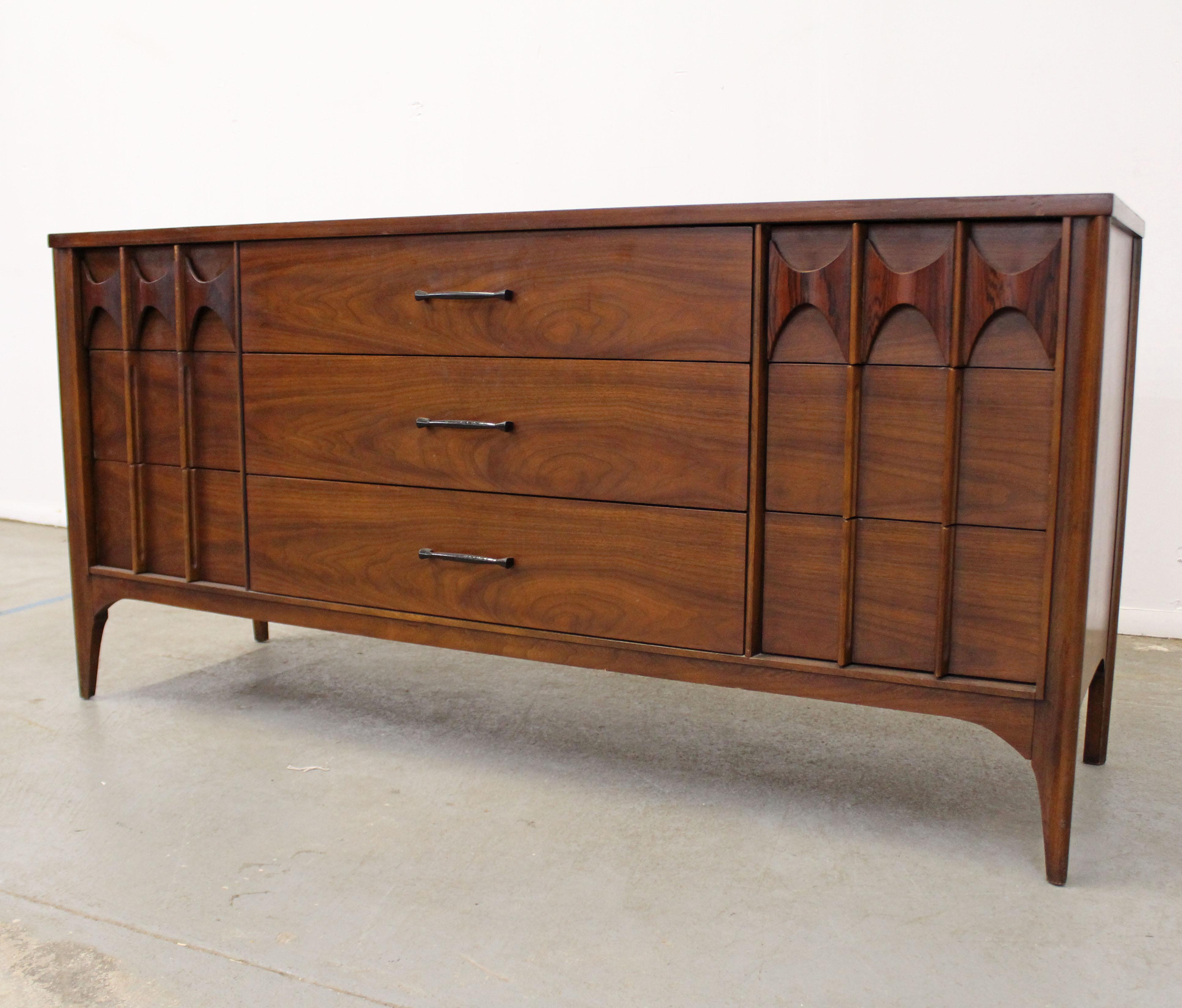 kent coffey perspecta credenza