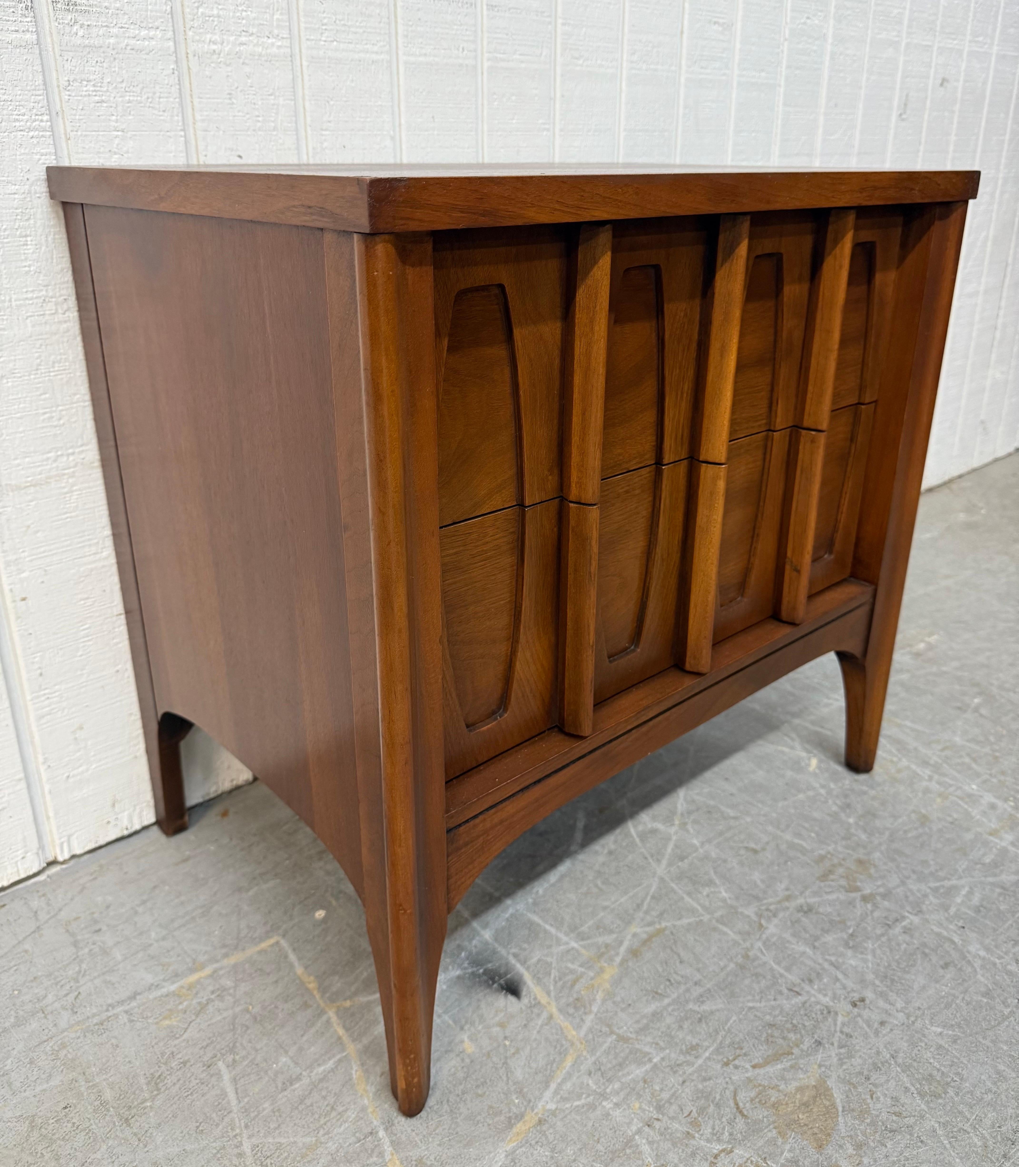 Mid-Century Modern Kent Coffey Townhouse Walnut Nightstands - Set of 2 For Sale 1