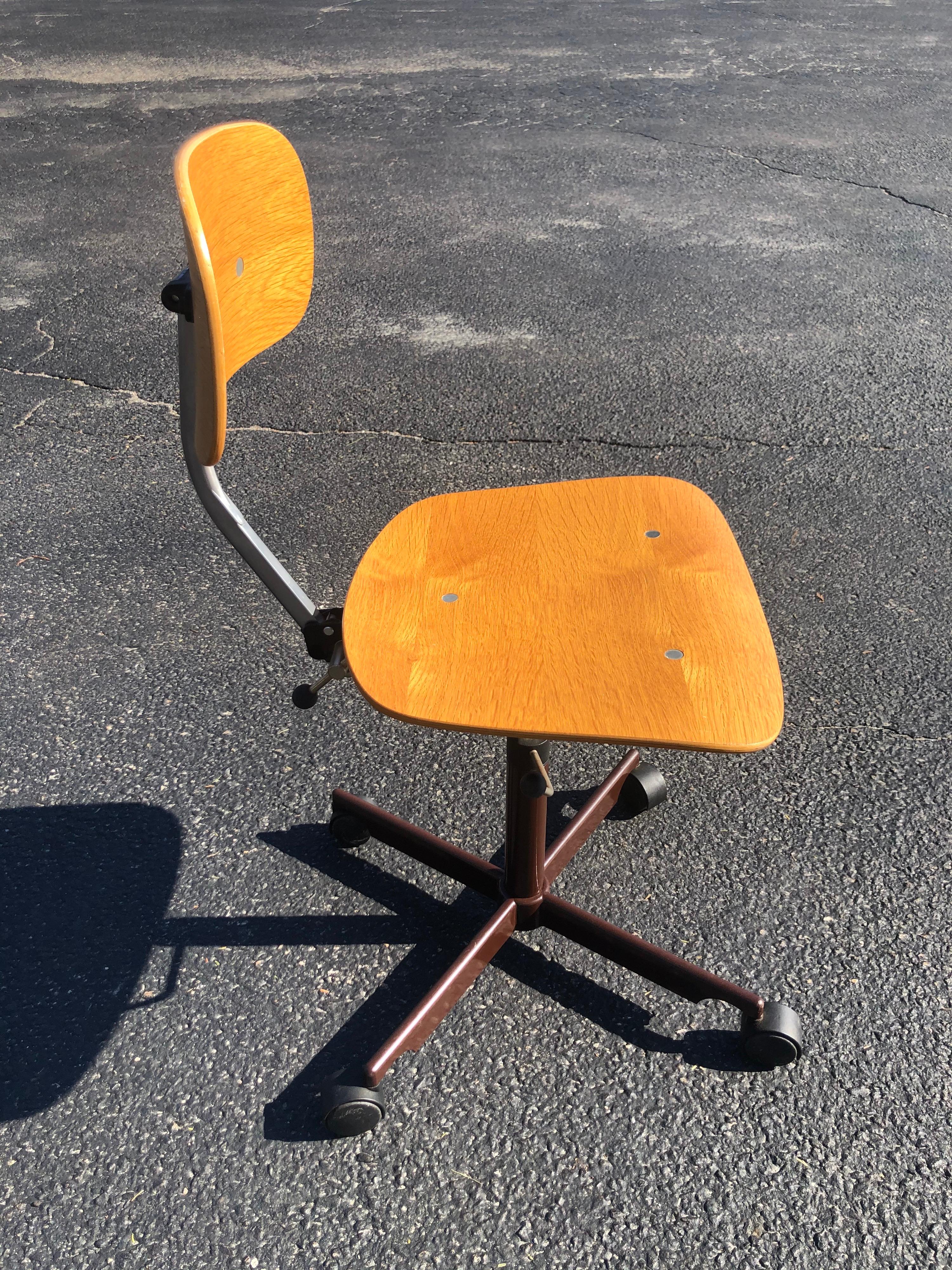 Late 20th Century Mid-Century Modern Kevi Task Chair