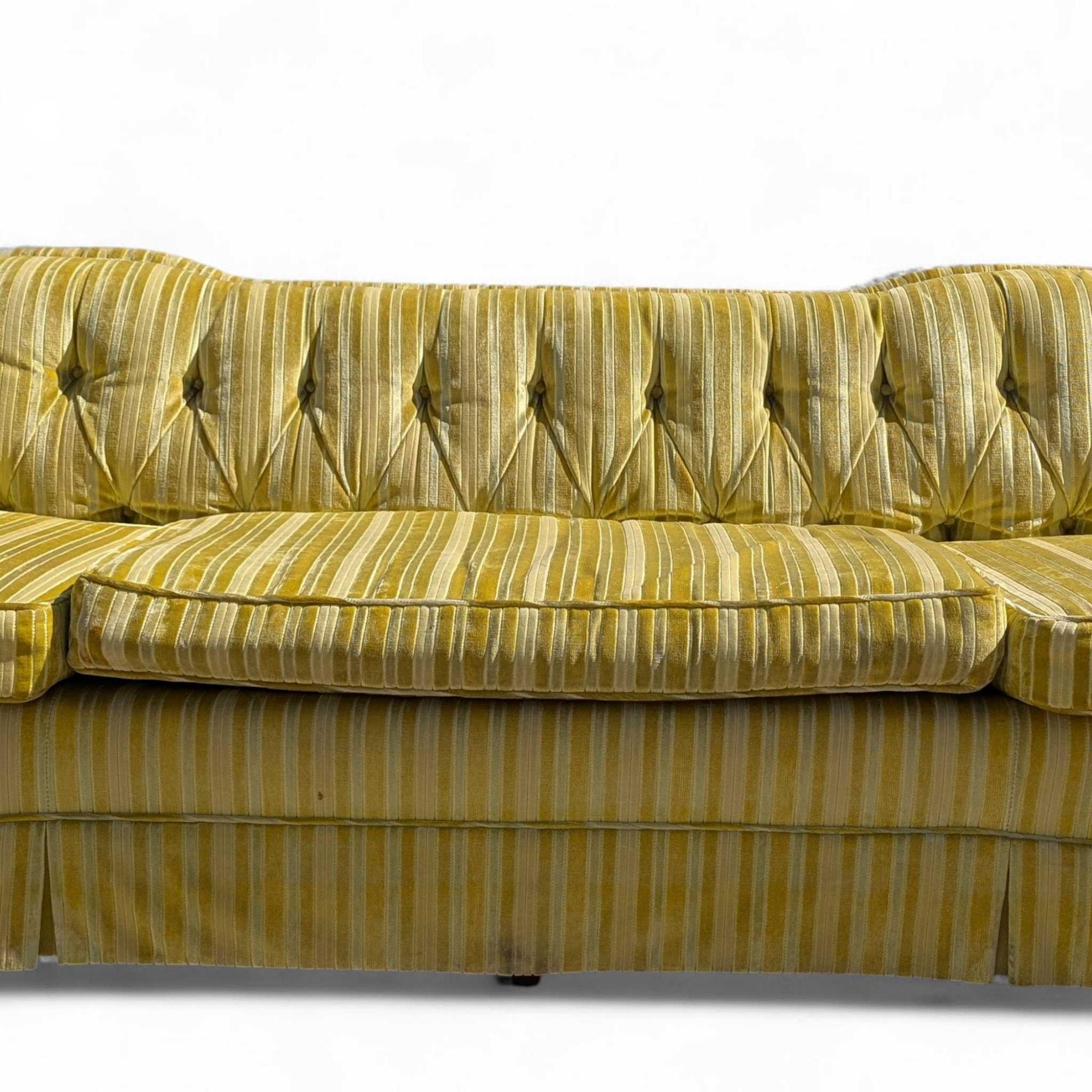 Mid-Century Modern Key City Furniture Striped Yellow Tufted Sofa en vente 8