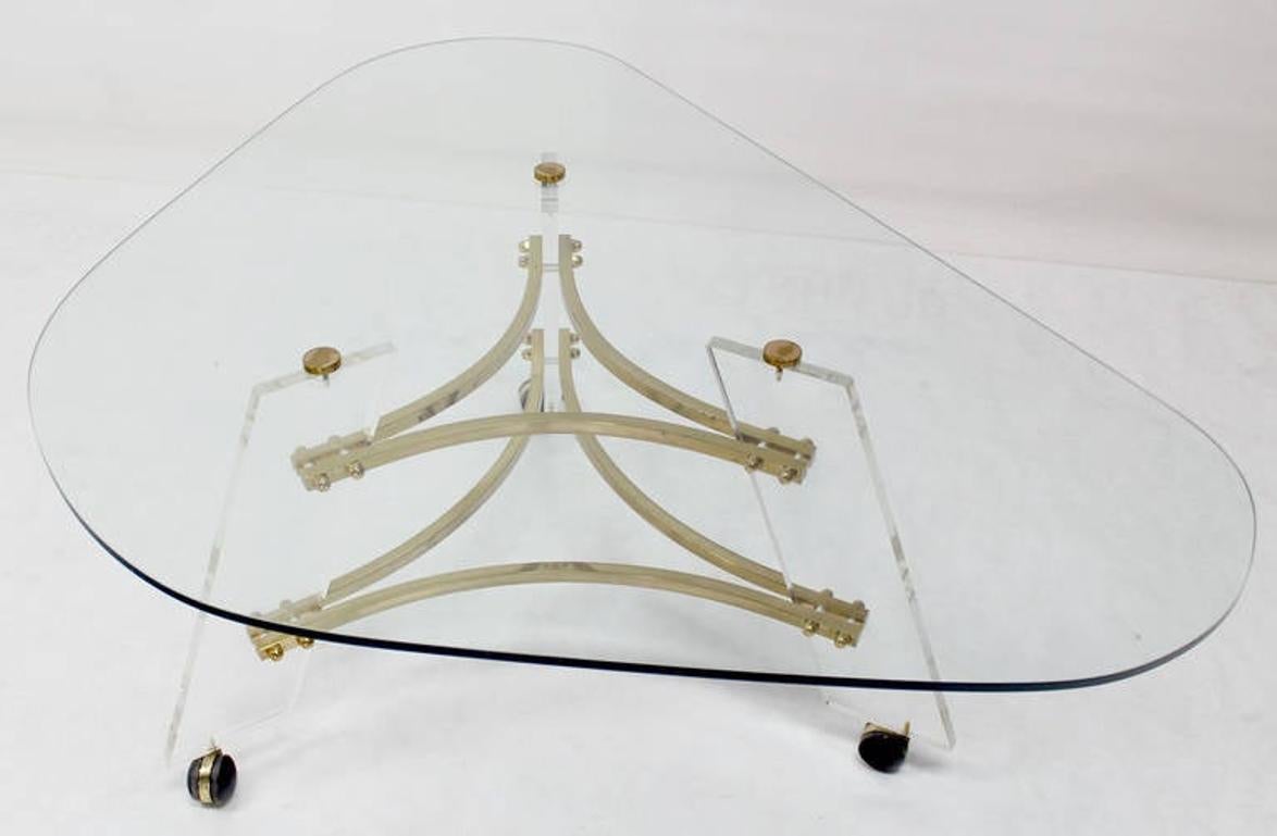 Mid Century Modern Kidney Shape Brass & Lucite Base Coffee Table Mint! For Sale 2