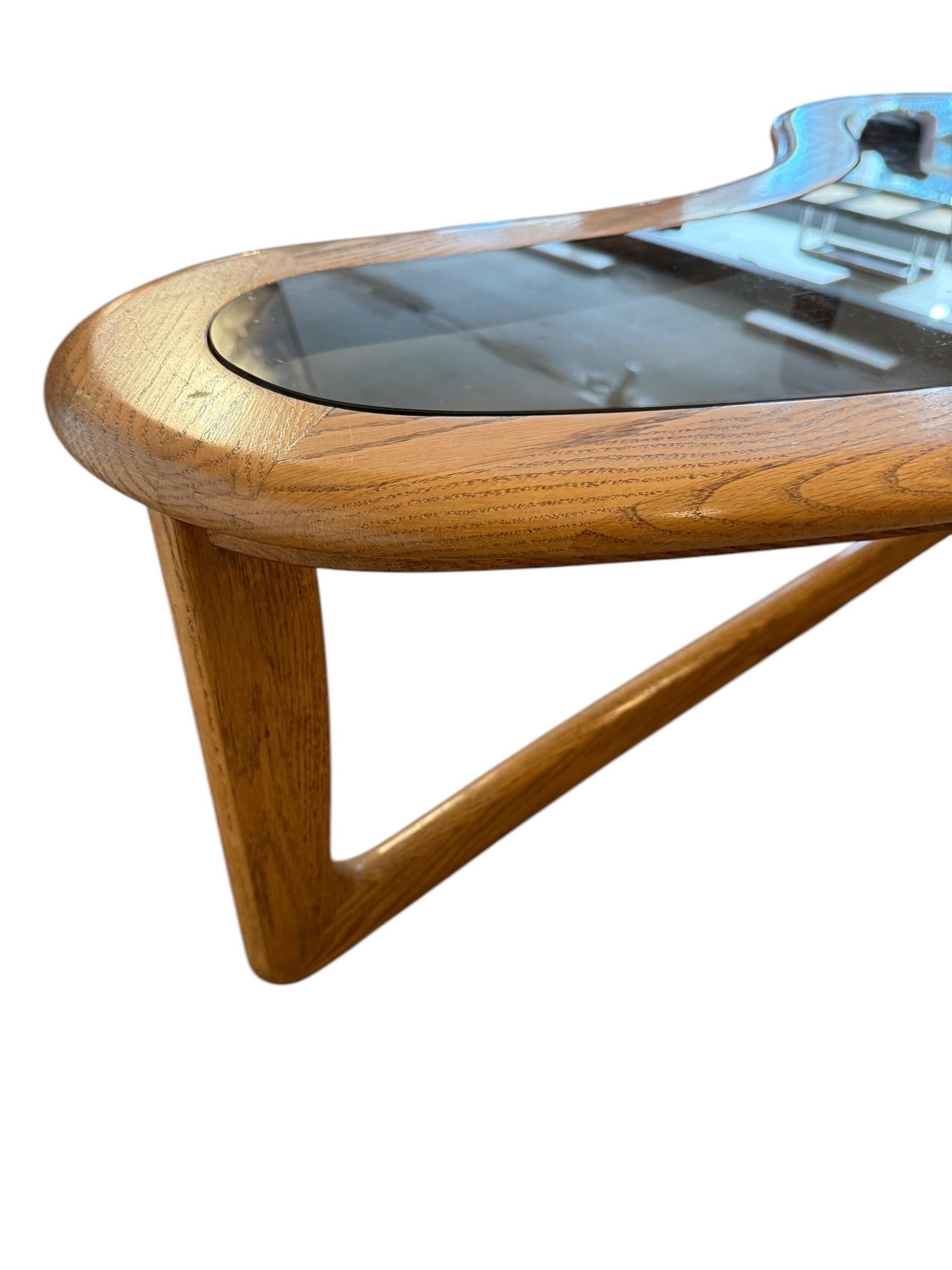 Mesa baja moderna de mediados de siglo con forma de riñón by Lane Furniture Estadounidense en venta