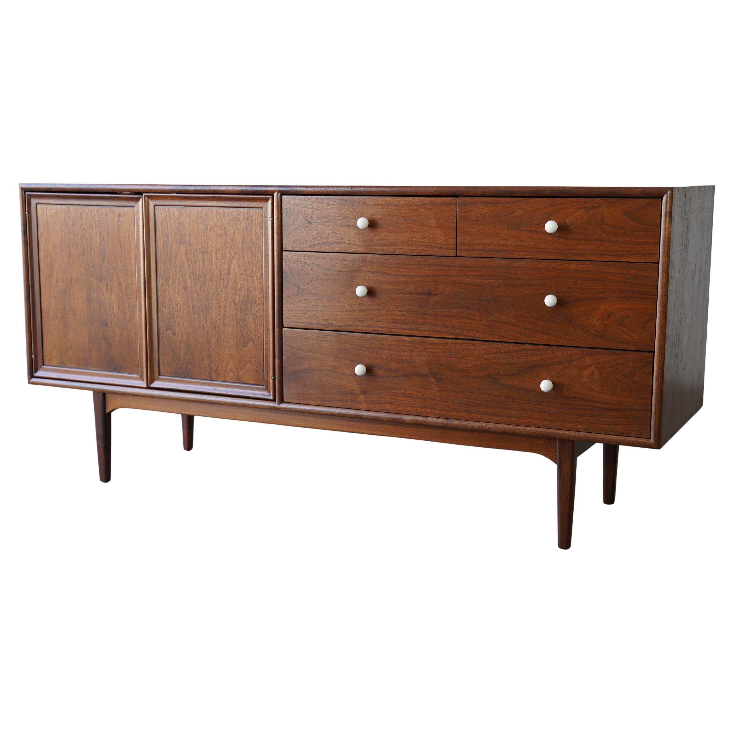 Comò / Credenza Kipp Stewart & Stewart MacDougall, metà del secolo scorso.