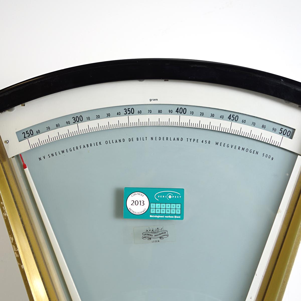 Mid-Century Modern Kitchen Scale by Olland De Bilt Nederland in Gold and Chrome For Sale 2