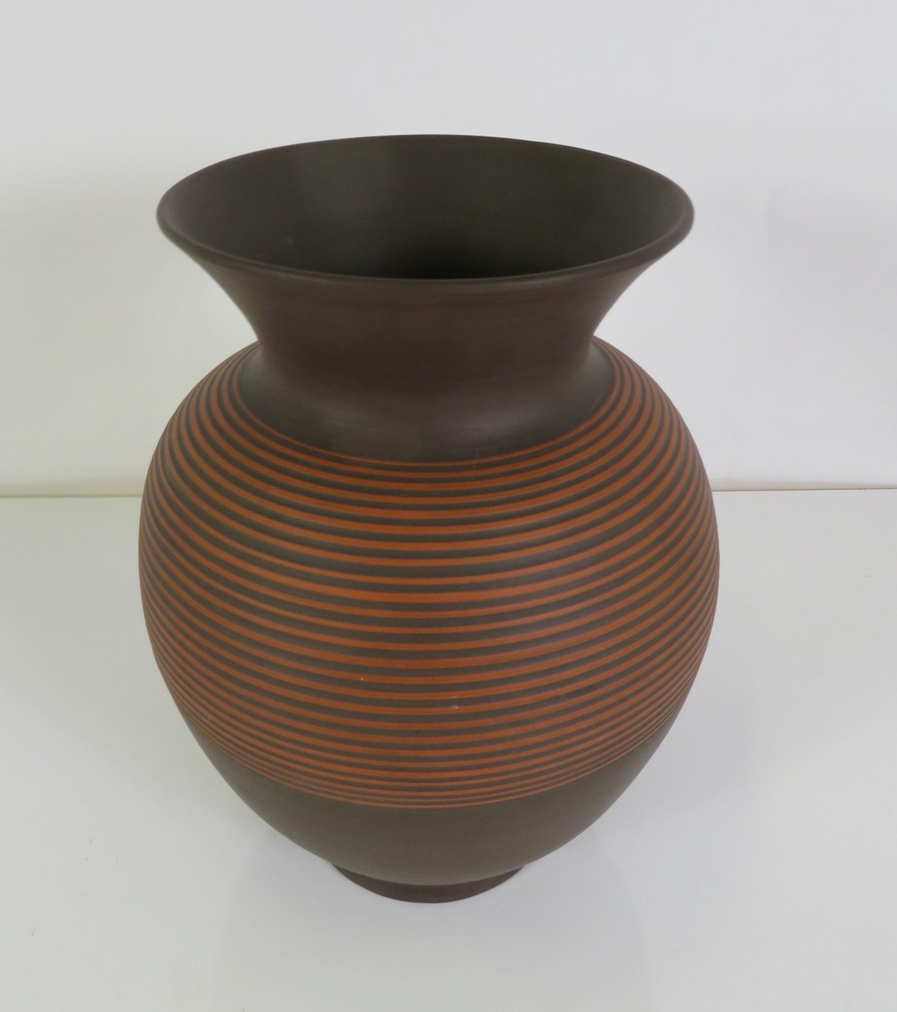 Mid Century Modern Klinker Pottery West German Vase 1960s In Good Condition For Sale In Miami, FL