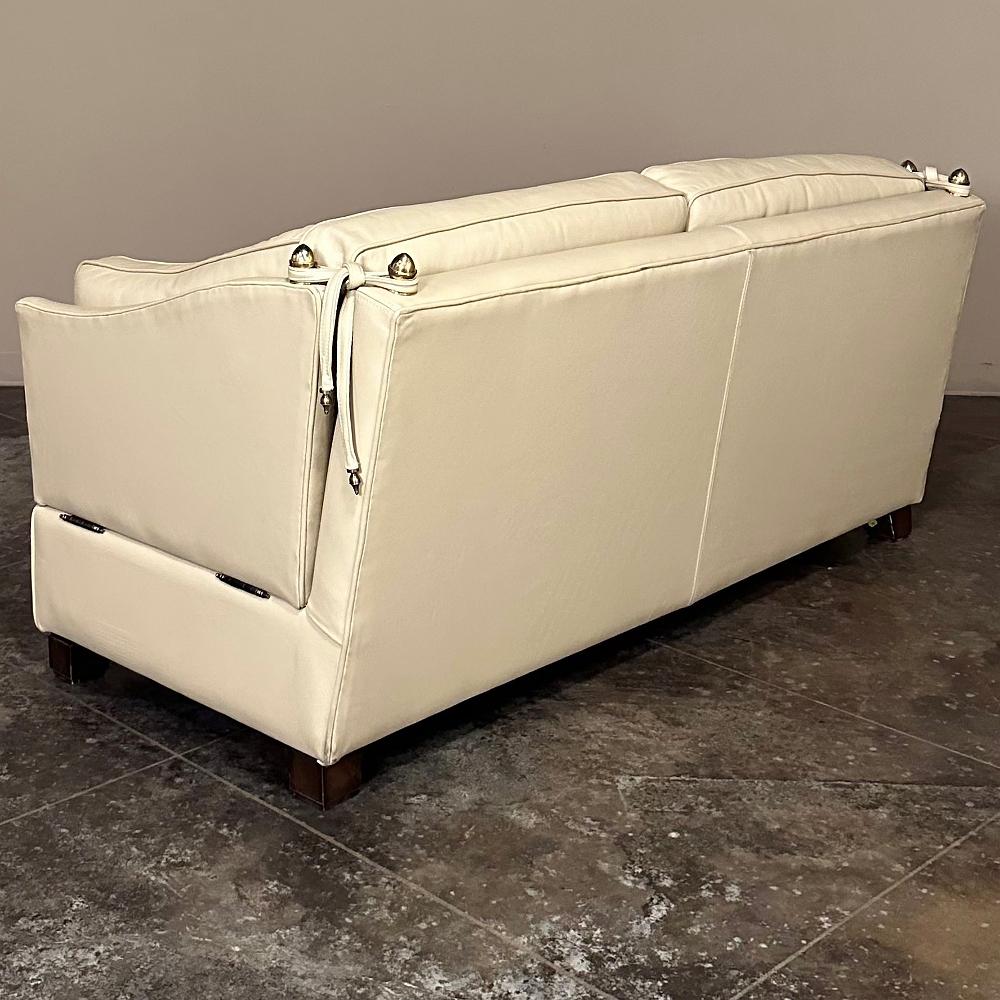 Canapé en cuir Knole moderne du milieu du siècle en vente 7