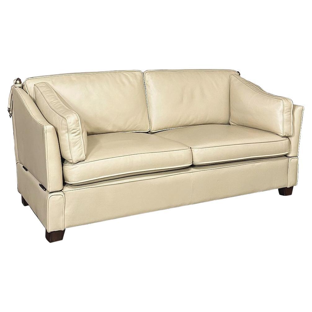 Modernes Knole-Leder-Sofa aus der Jahrhundertmitte im Angebot