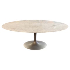 Mid-Century Modern Knoll Oval Marble Saarinen Table Tulip Base 1957