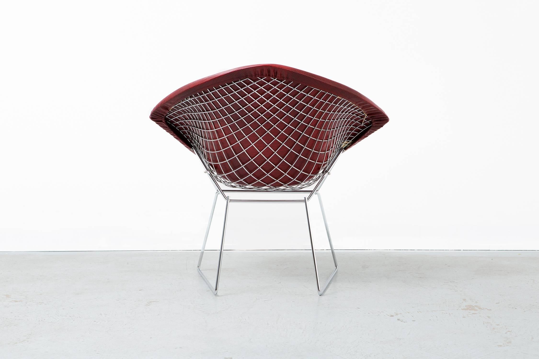Metal Mid-Century Modern Knoll Diamond Bertoia Chair Reupholstered in Faux Leather For Sale