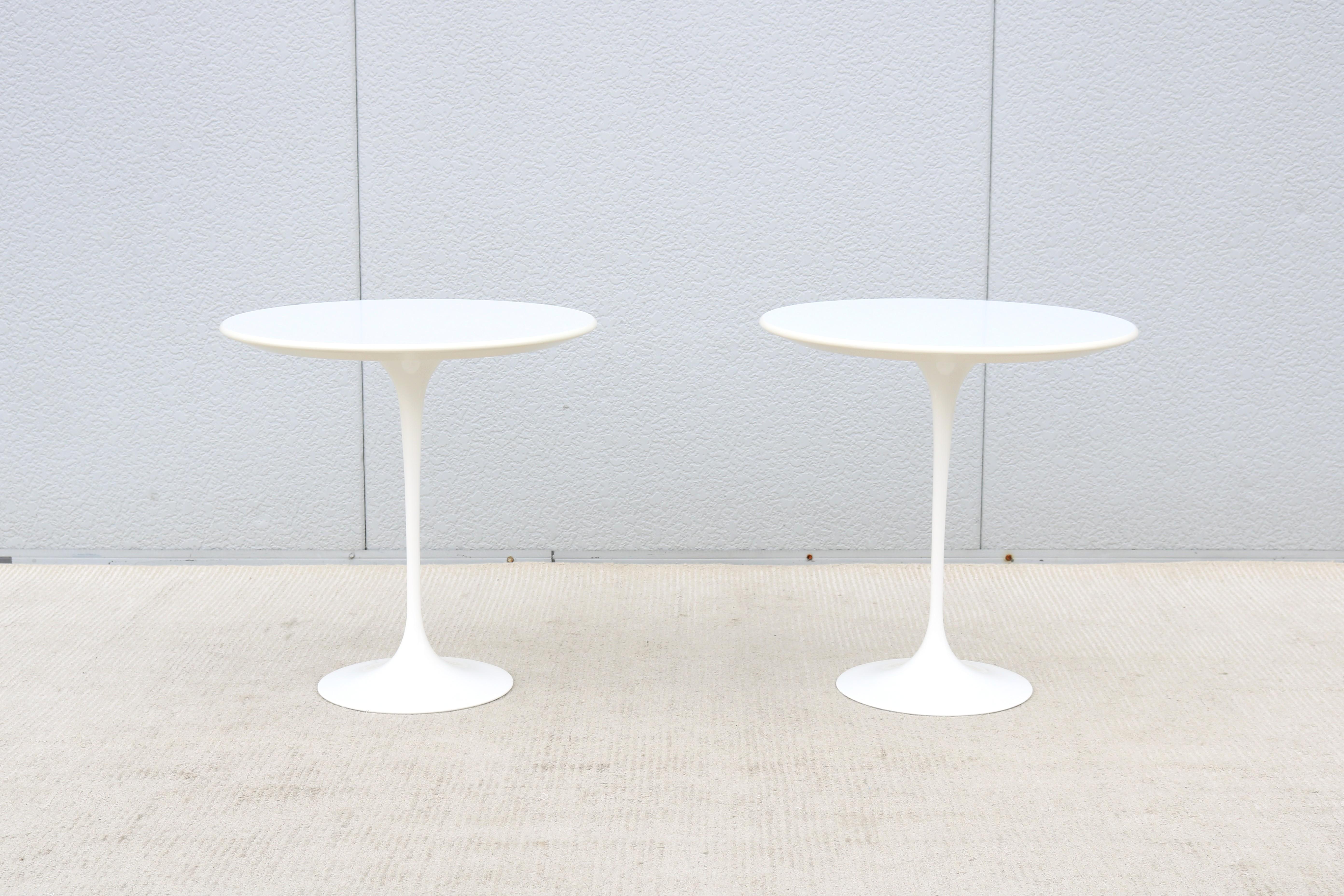 Beveled Mid-Century Modern Knoll Eero Saarinen 20