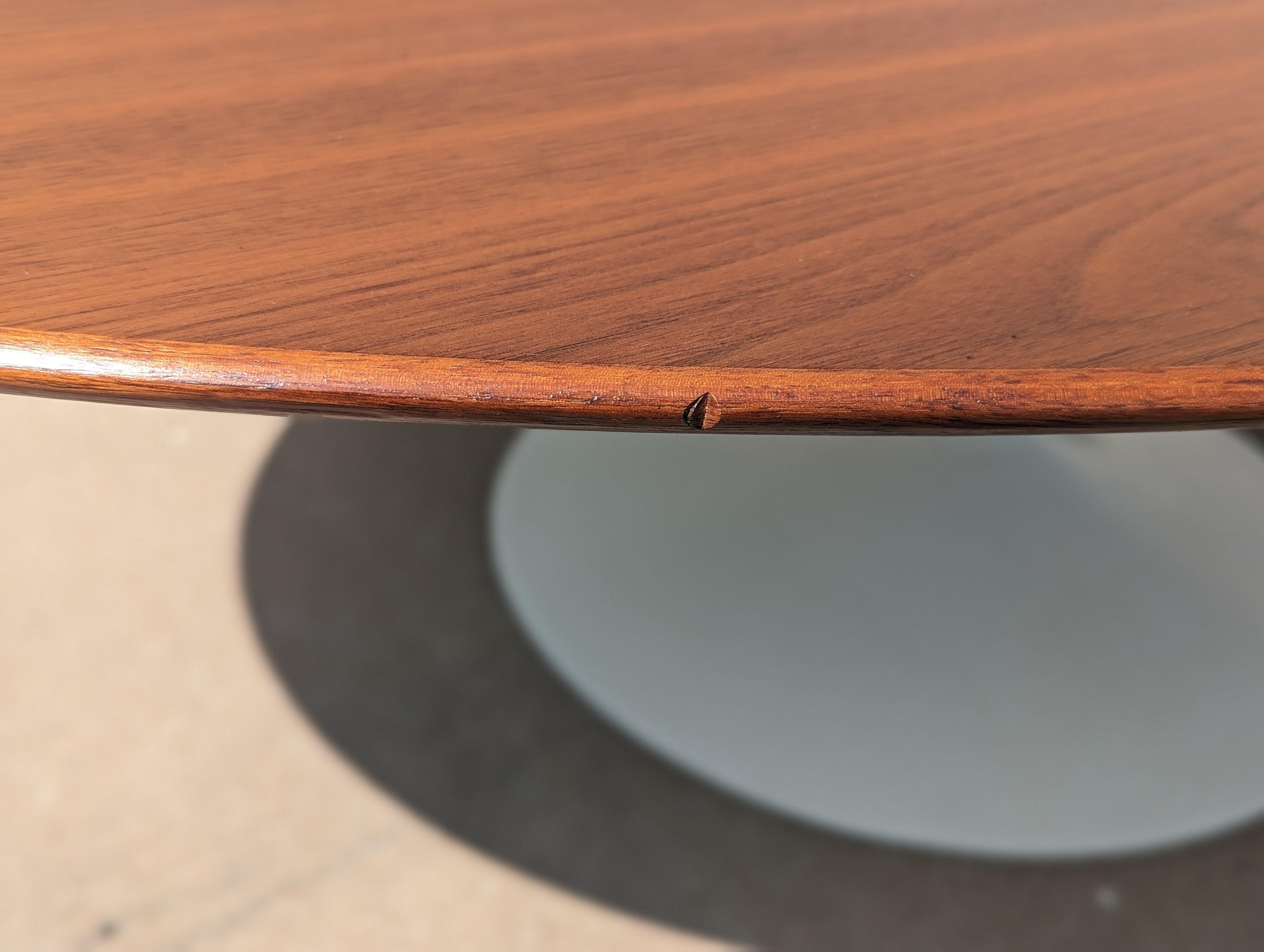 Table basse Tulipe Knoll moderne du milieu du siècle dernier en vente 1