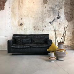 Mid-Century Modern Knoll Two-Seat Black Leather Sofa, 1970s