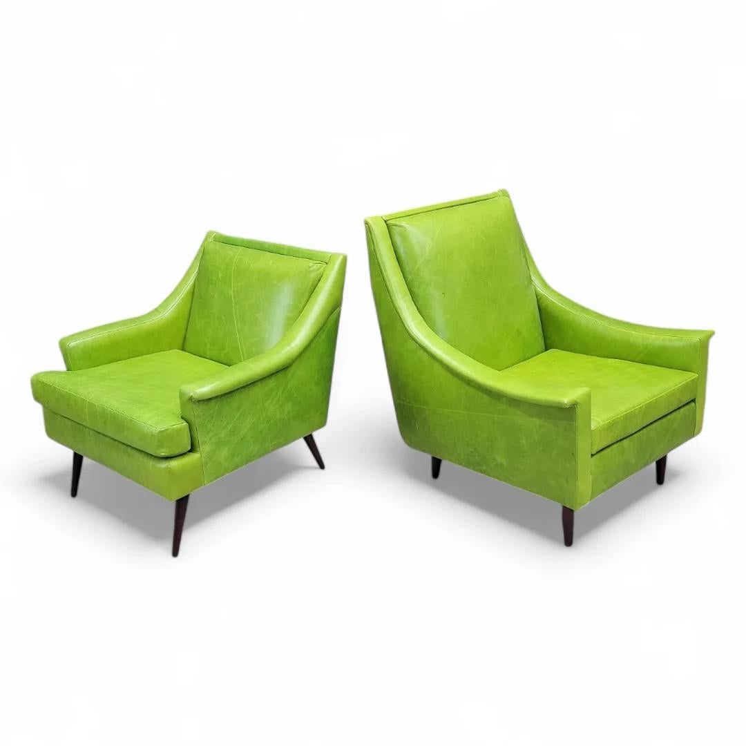 Moderne Kroehler Clubsessel aus der Mitte des Jahrhunderts, neu gepolstert mit Leder - 2er-Set im Angebot 5