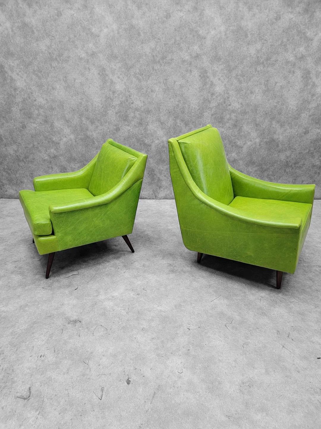 Moderne Kroehler Clubsessel aus der Mitte des Jahrhunderts, neu gepolstert mit Leder - 2er-Set (Moderne der Mitte des Jahrhunderts) im Angebot
