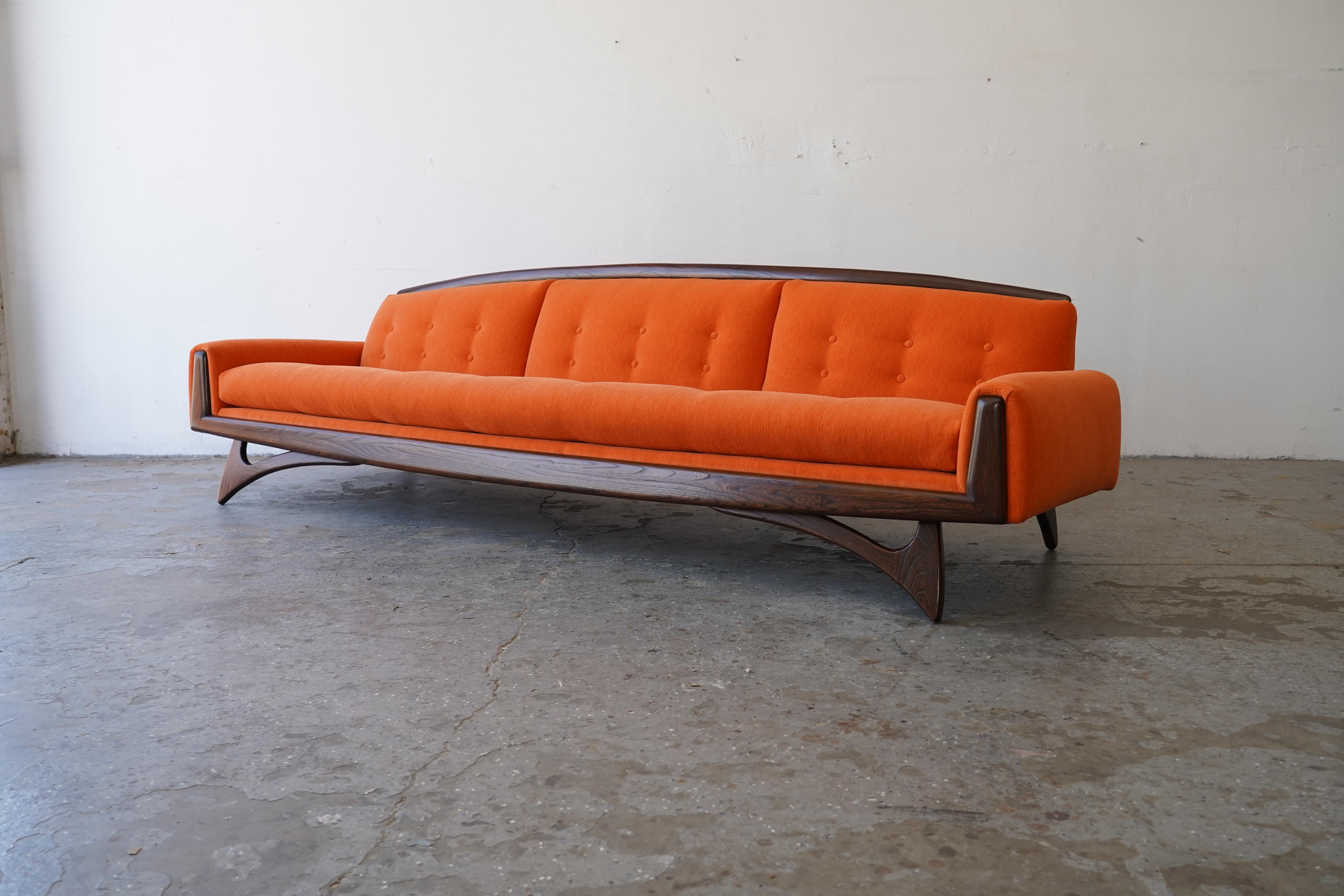 Mid-Century Modern Mid Century Modern Kroehler Gondola sofa style of Adrian Pearsall Kagan