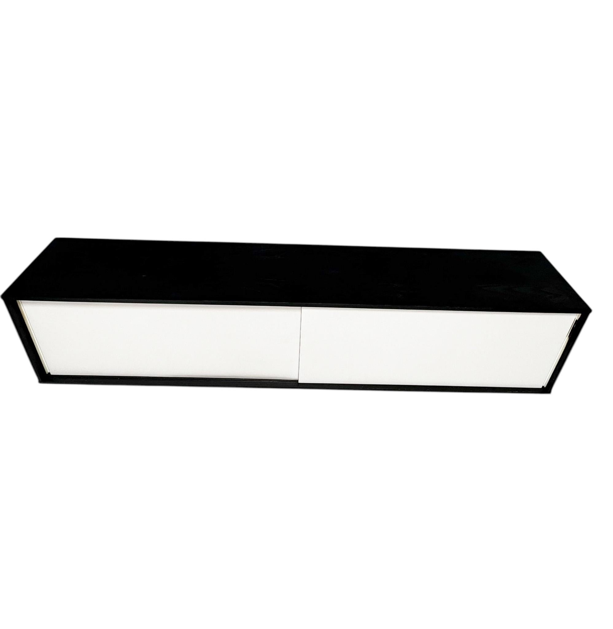 Late 20th Century Mid-Century Modern KW26 Floating Sideboard by Martin Visser for 't Spectrum For Sale