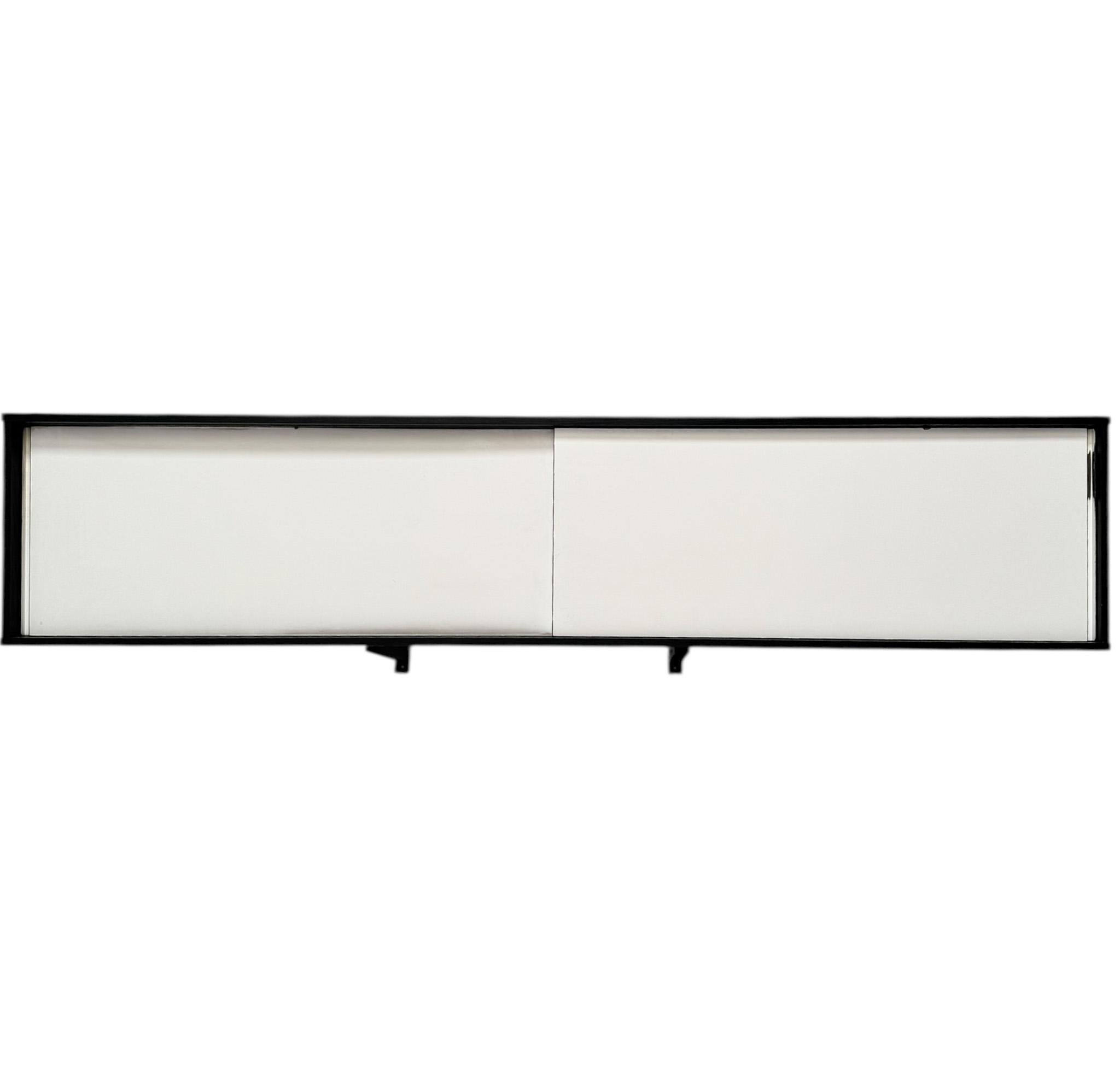 Mid-Century Modern KW26 Floating Sideboard by Martin Visser for 't Spectrum For Sale 1