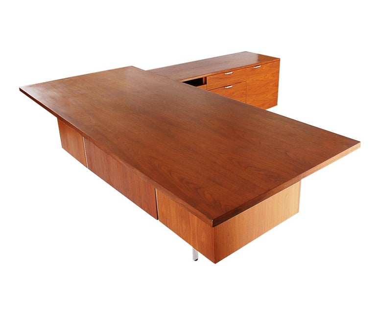 Mid-Century Modern L-Shaped Executive Desk by George ...