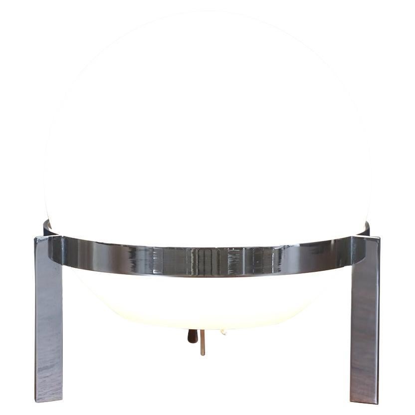 Lampe de table "La Ligne" d'Alfred Hablützel, modernité du milieu du siècle dernier