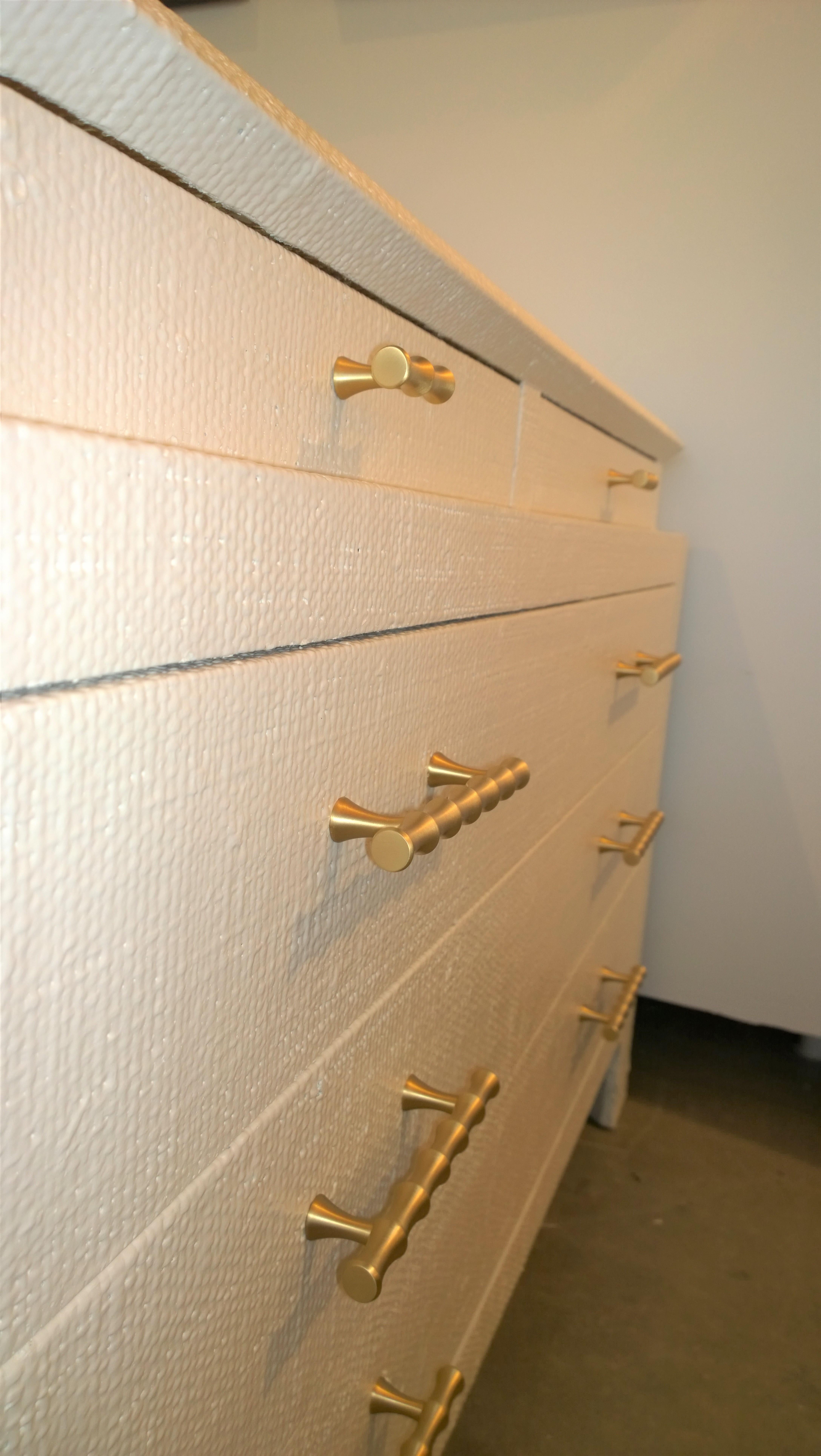 Mid-Century Modern Lacquered Grasscloth Dresser with Brass Bamboo Style Pulls 4
