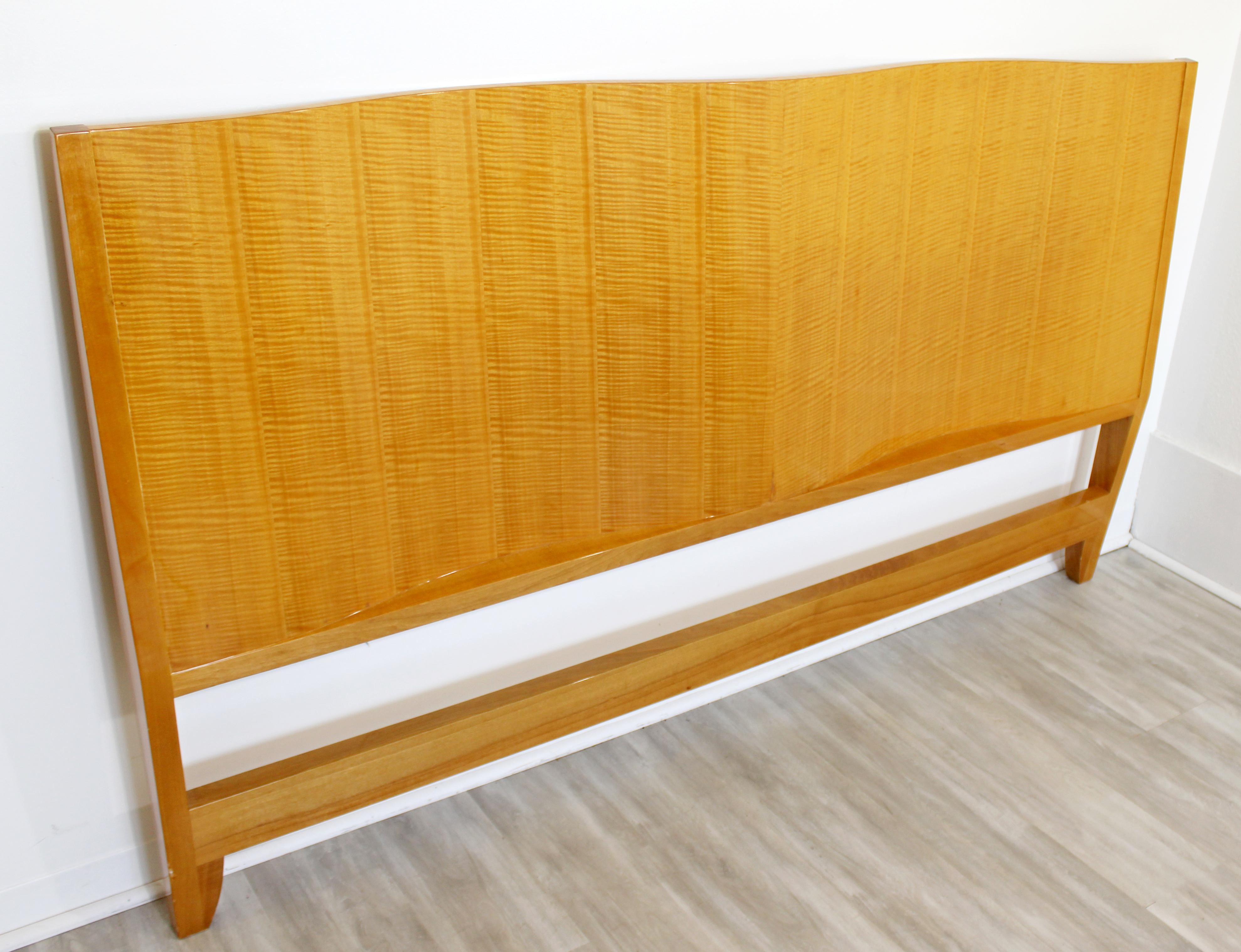 Mid-Century Modern Lacquered Maple Wavy Curved King Size Headboard, 1970s In Good Condition In Keego Harbor, MI