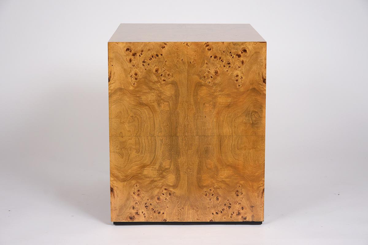 Mid-Century Modern Lacquered Side Table 1
