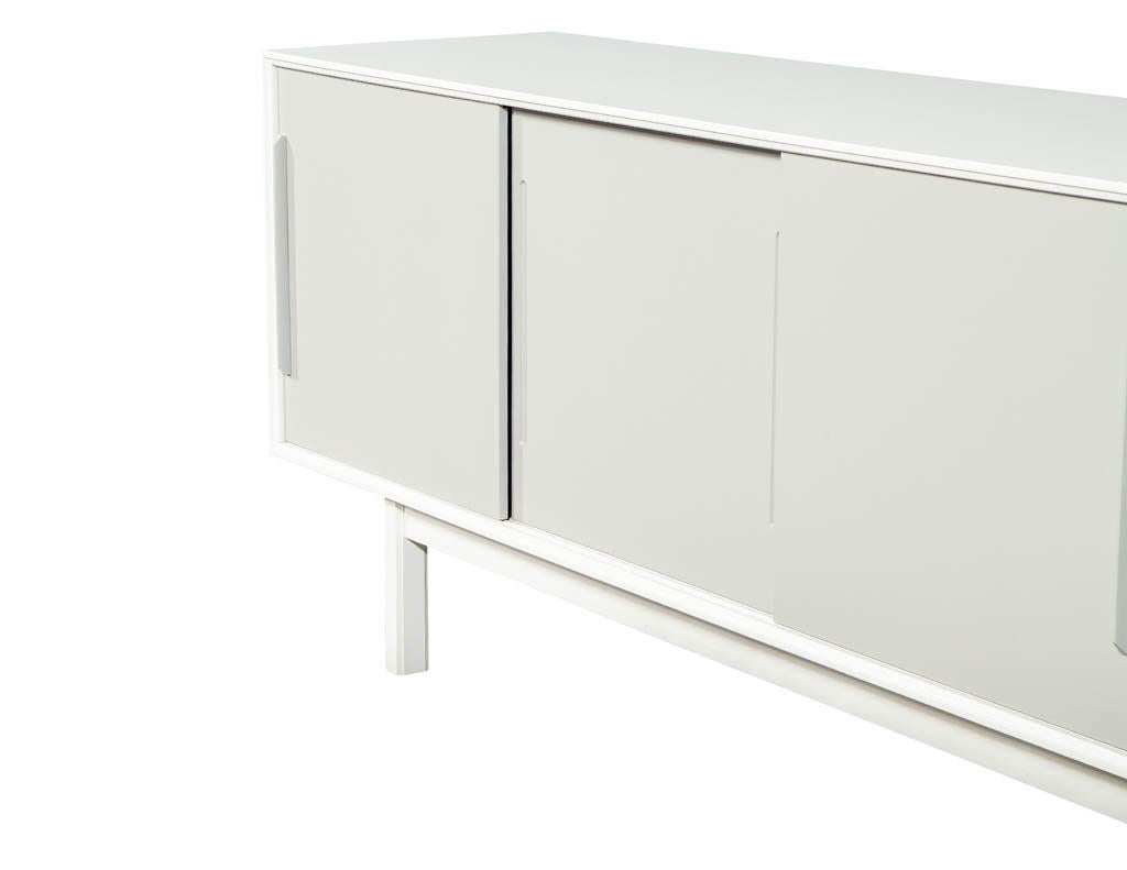 Mid-Century Modern Lacquered Sideboard Media Cabinet 6
