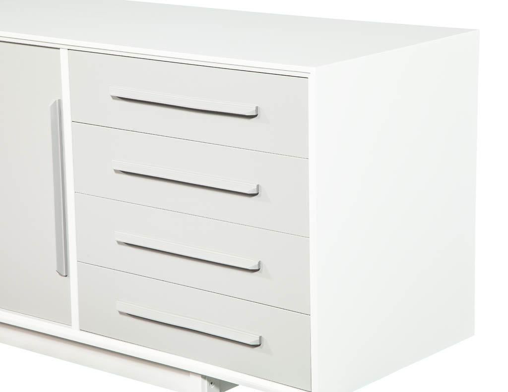 Mid-Century Modern Lacquered Sideboard Media Cabinet 7