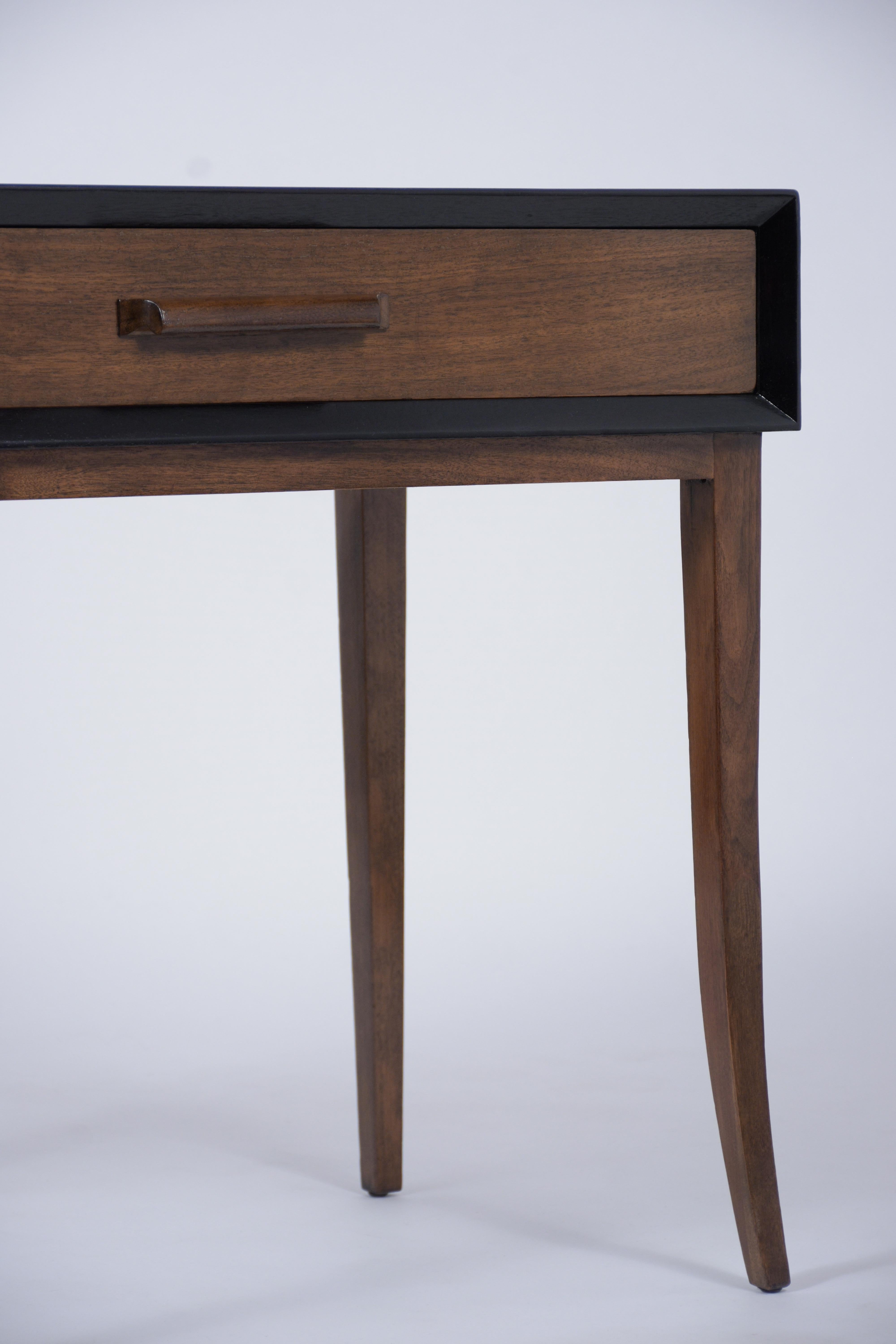 Mid-20th Century Mid-Century Modern Lacquered Writing Desk