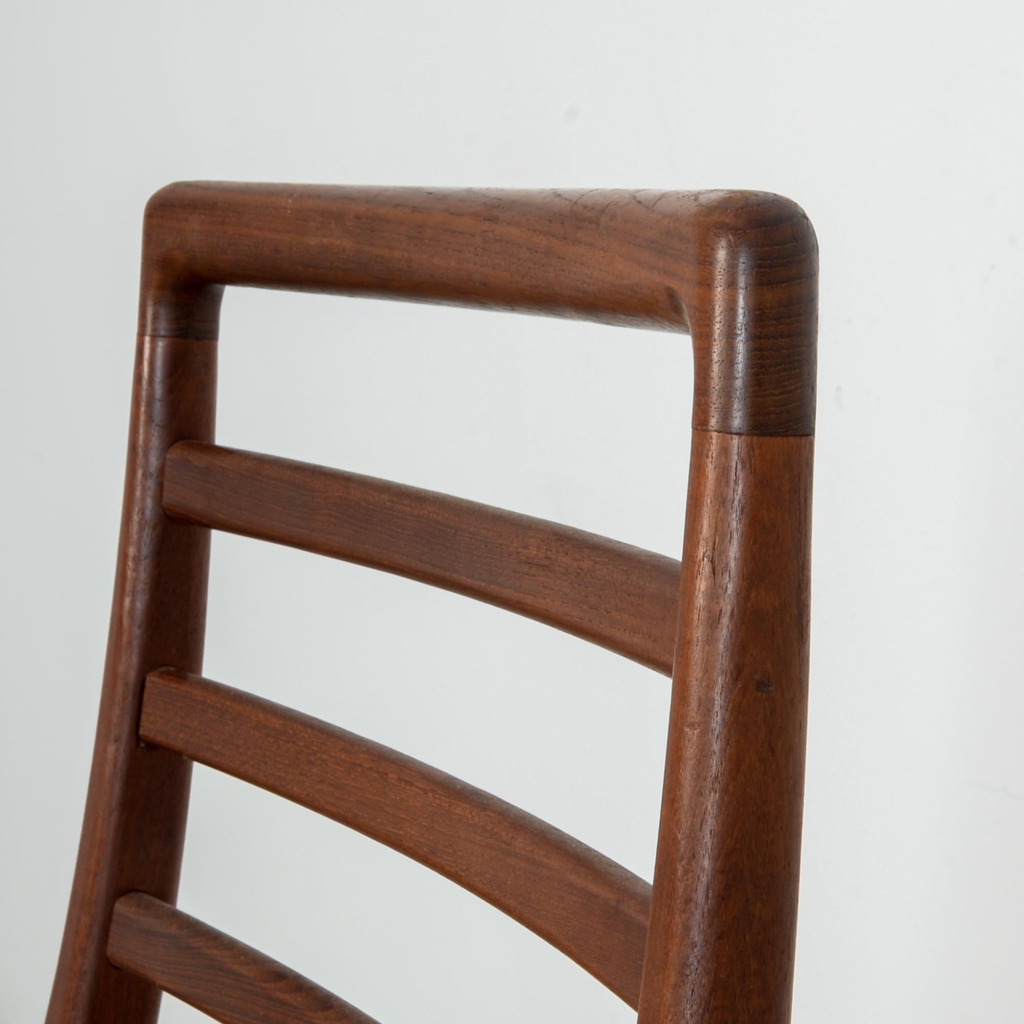 Mid-Century Modern Ladderback Danish Teak Chairs, a Pair 7