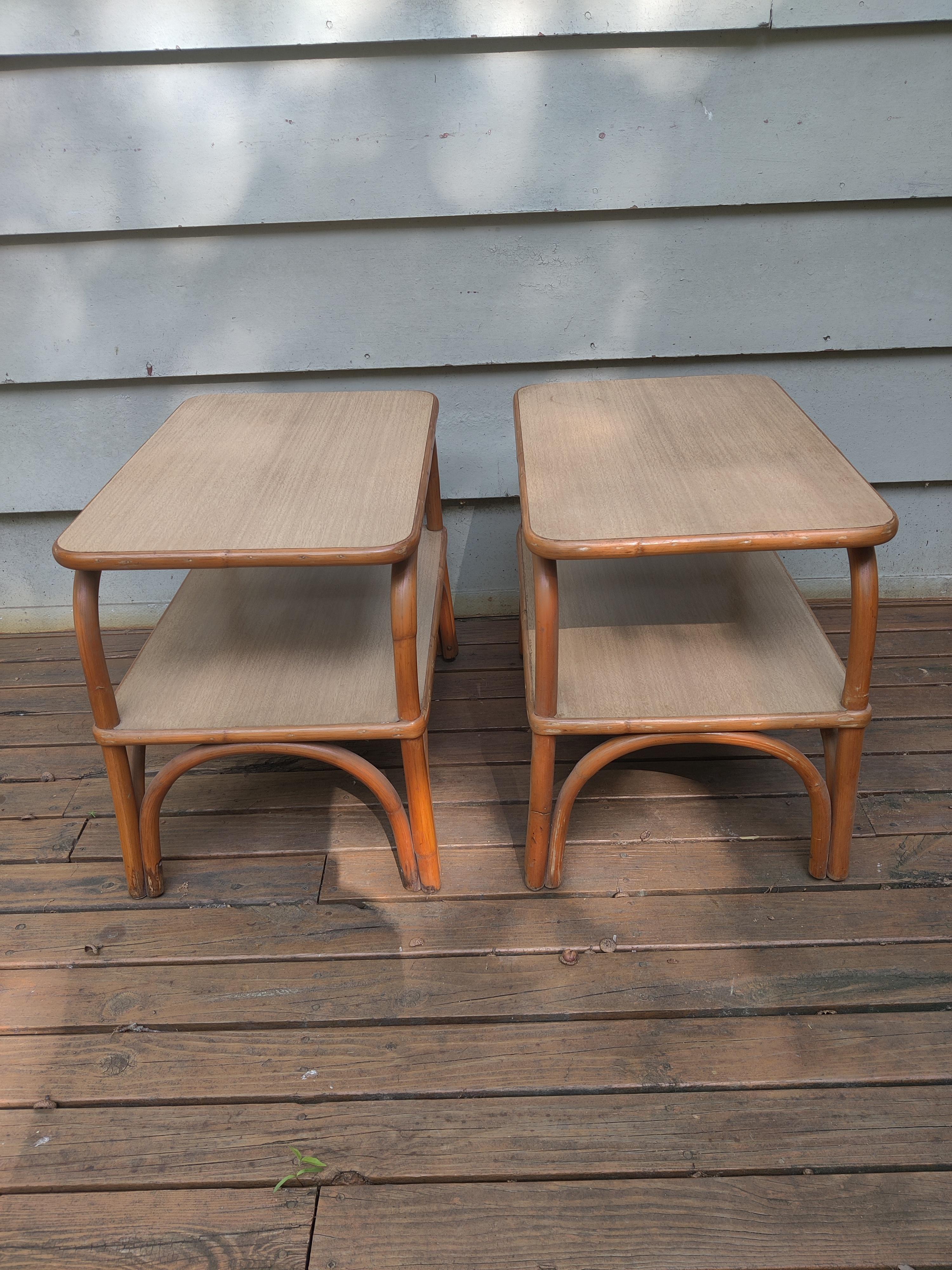 Tables d'appoint/de chevet en stratifié Formica et rotin - Lot de 2 en vente 6