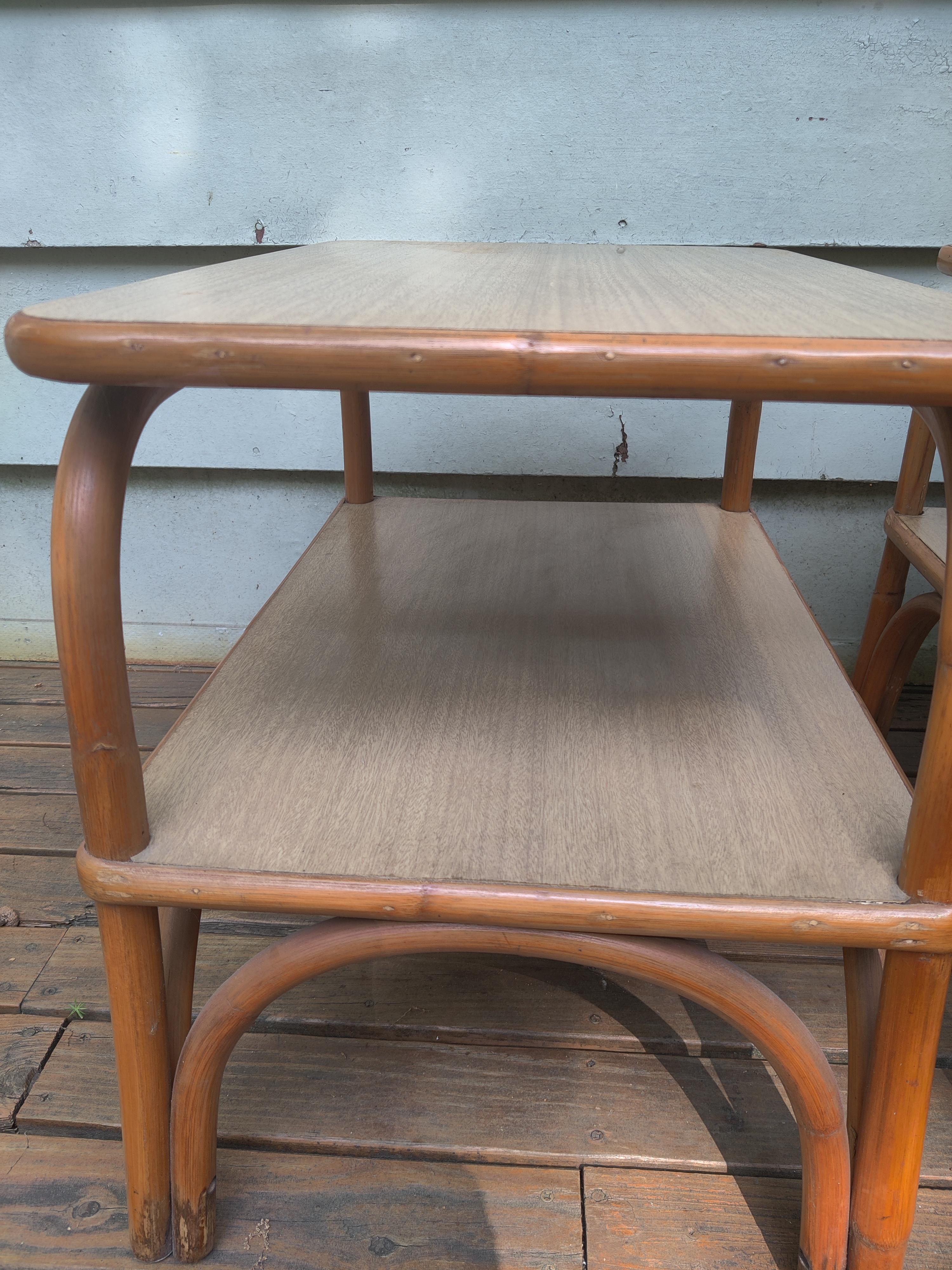 Tables d'appoint/de chevet en stratifié Formica et rotin - Lot de 2 en vente 7