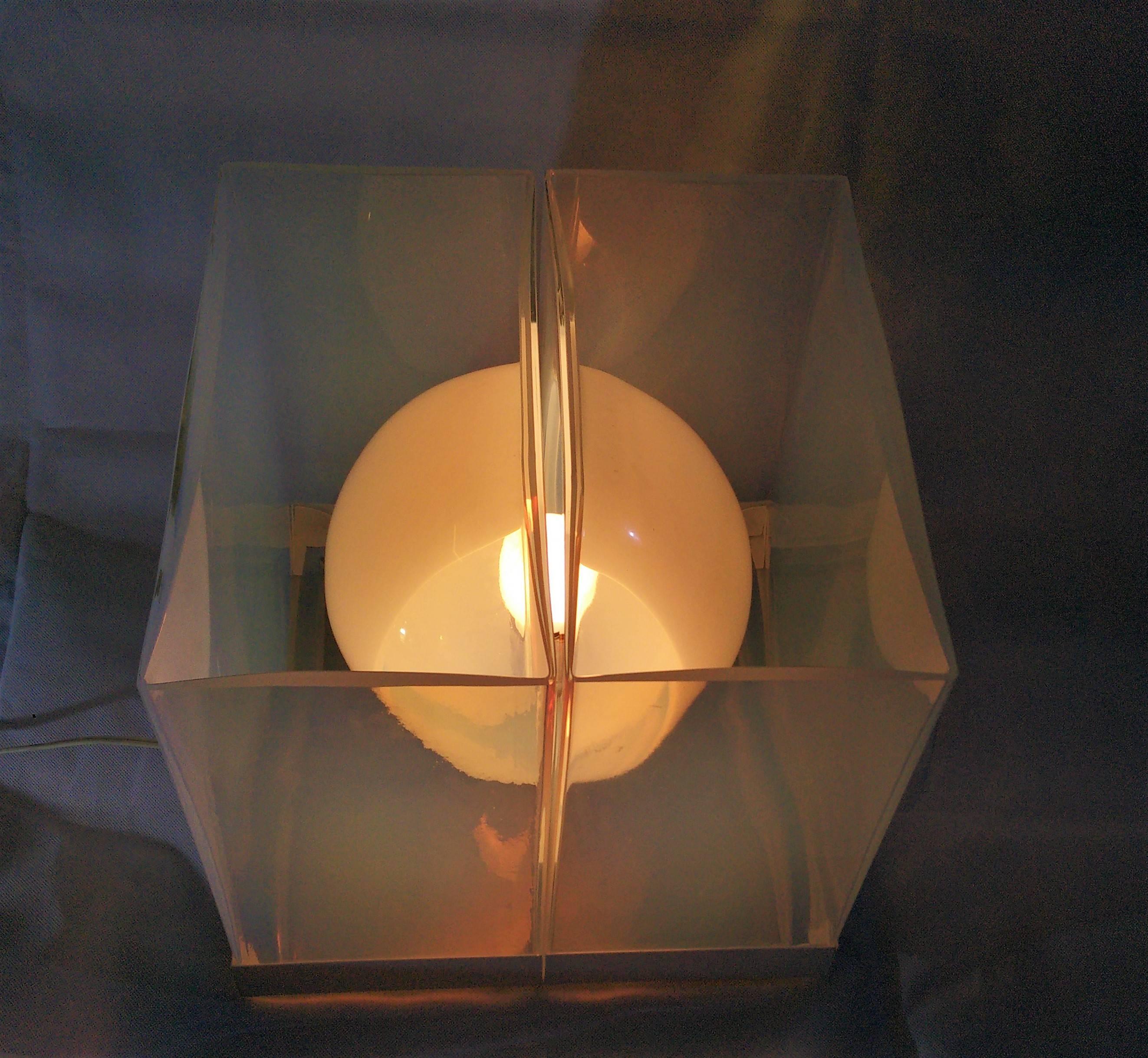 Mid-Century Modern Lamp by Carlo Nason for Mazzega in Opalescent Murano Glass 1