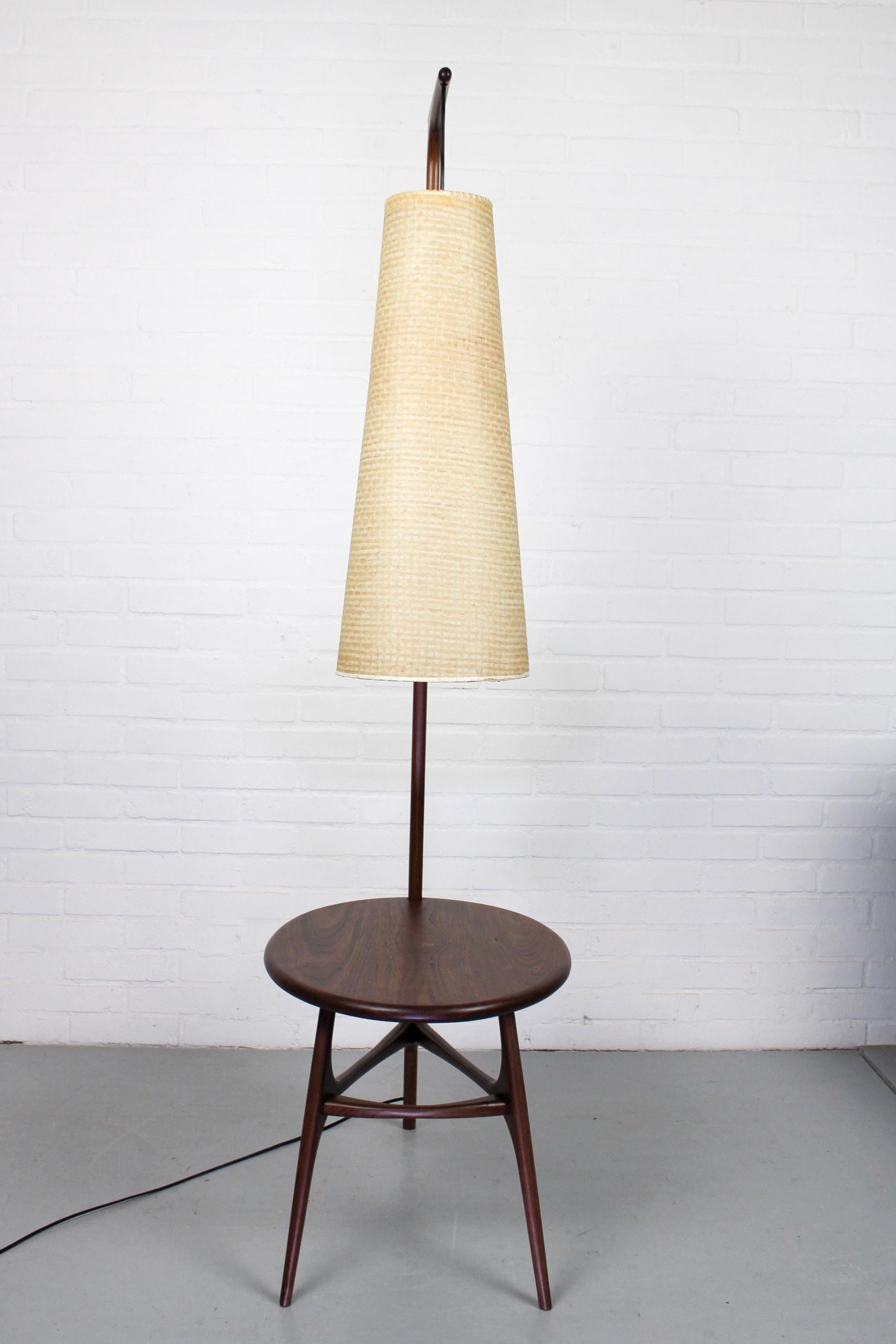 Nutwood Mid-Century Modern Lampshade 'Rispal' with Organic American Nut Table