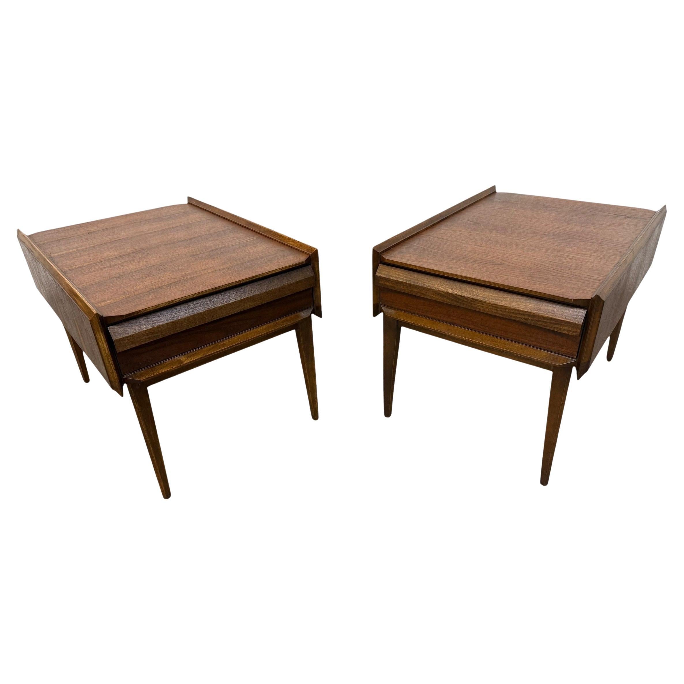 Mid-Century Modern Lane 1st Edition Walnut Side Tables - Set of 2