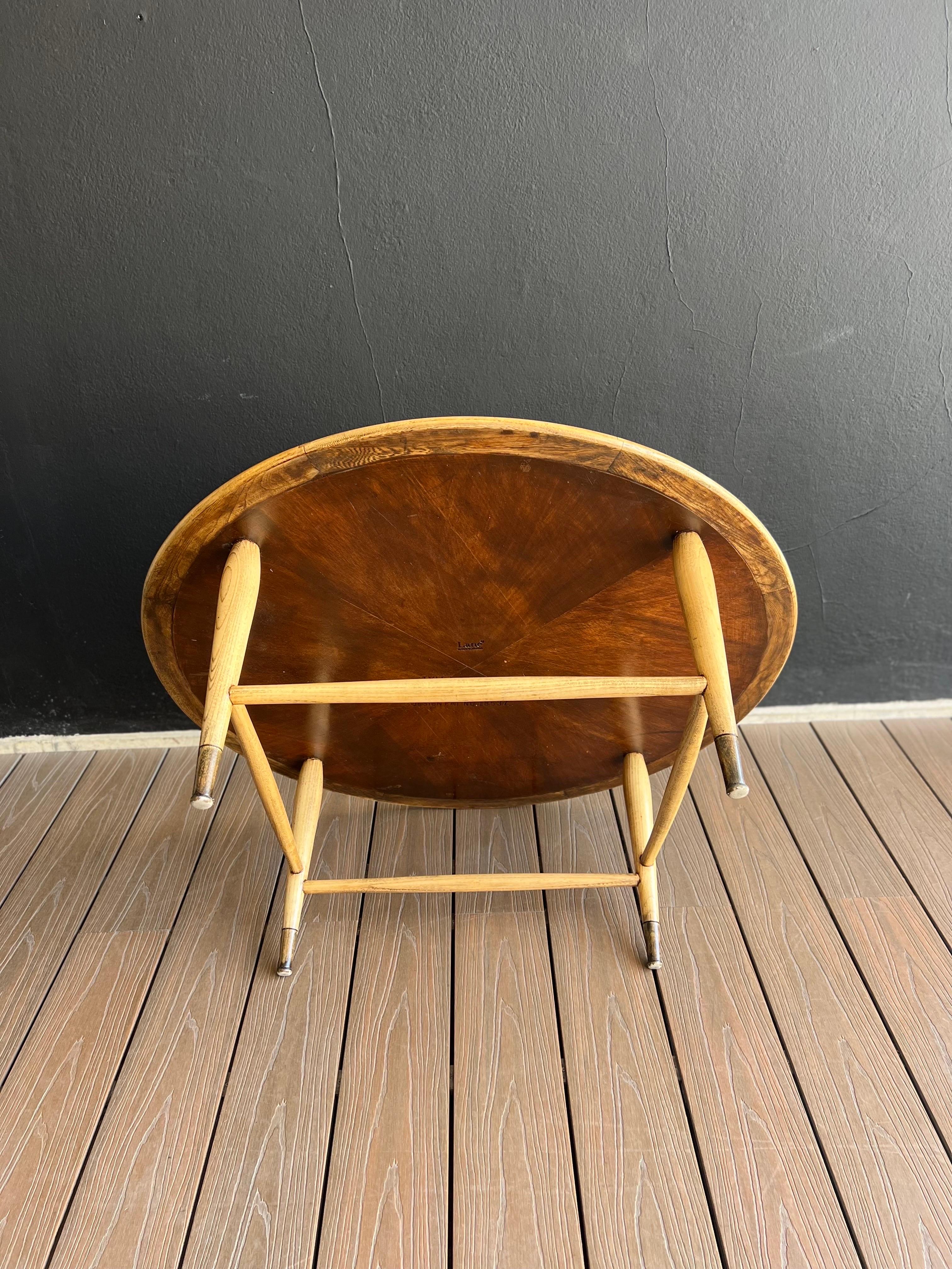 Mid-20th Century Mid-Century Modern Lane Acclaim Round Dovetail Coffee Table For Sale