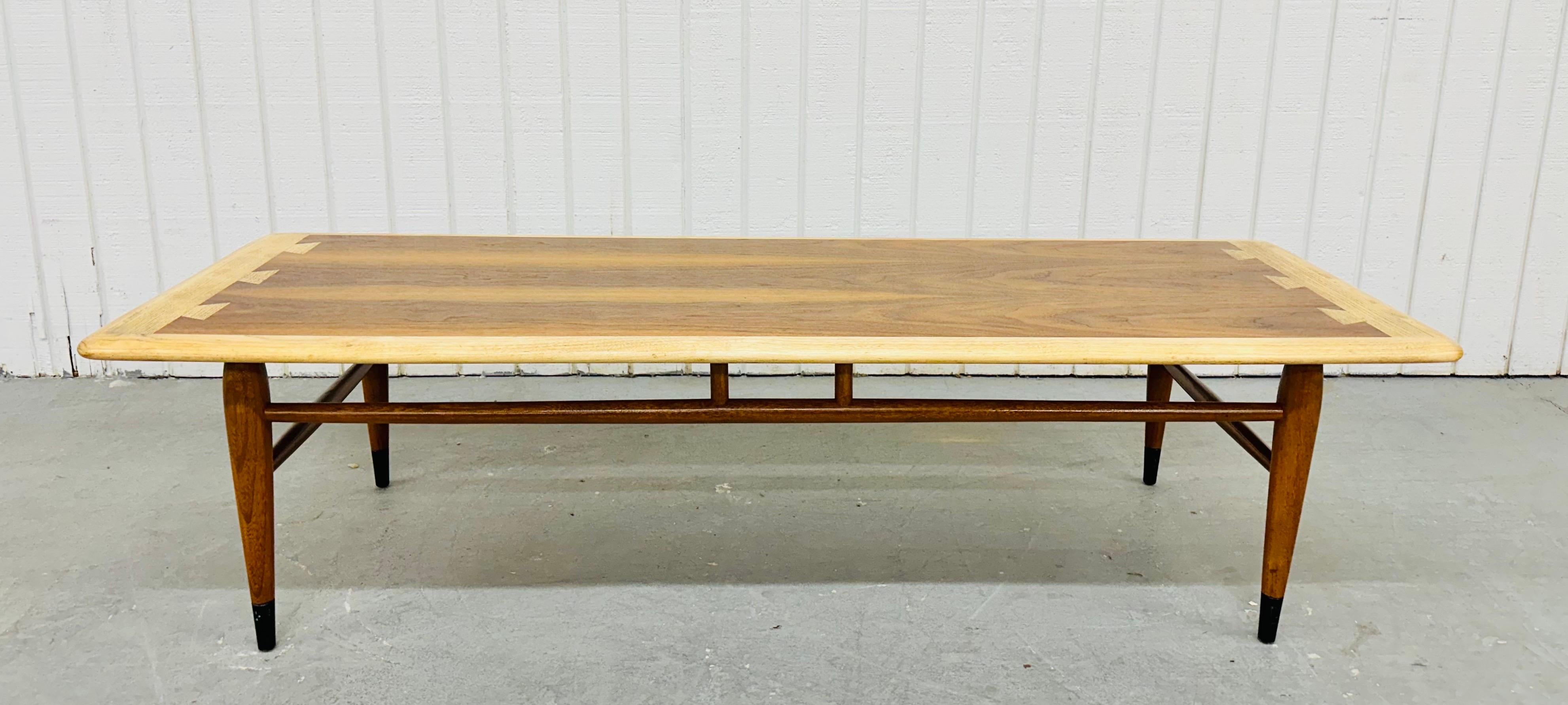 American Mid-Century Modern Lane Acclaim Walnut Coffee Table For Sale