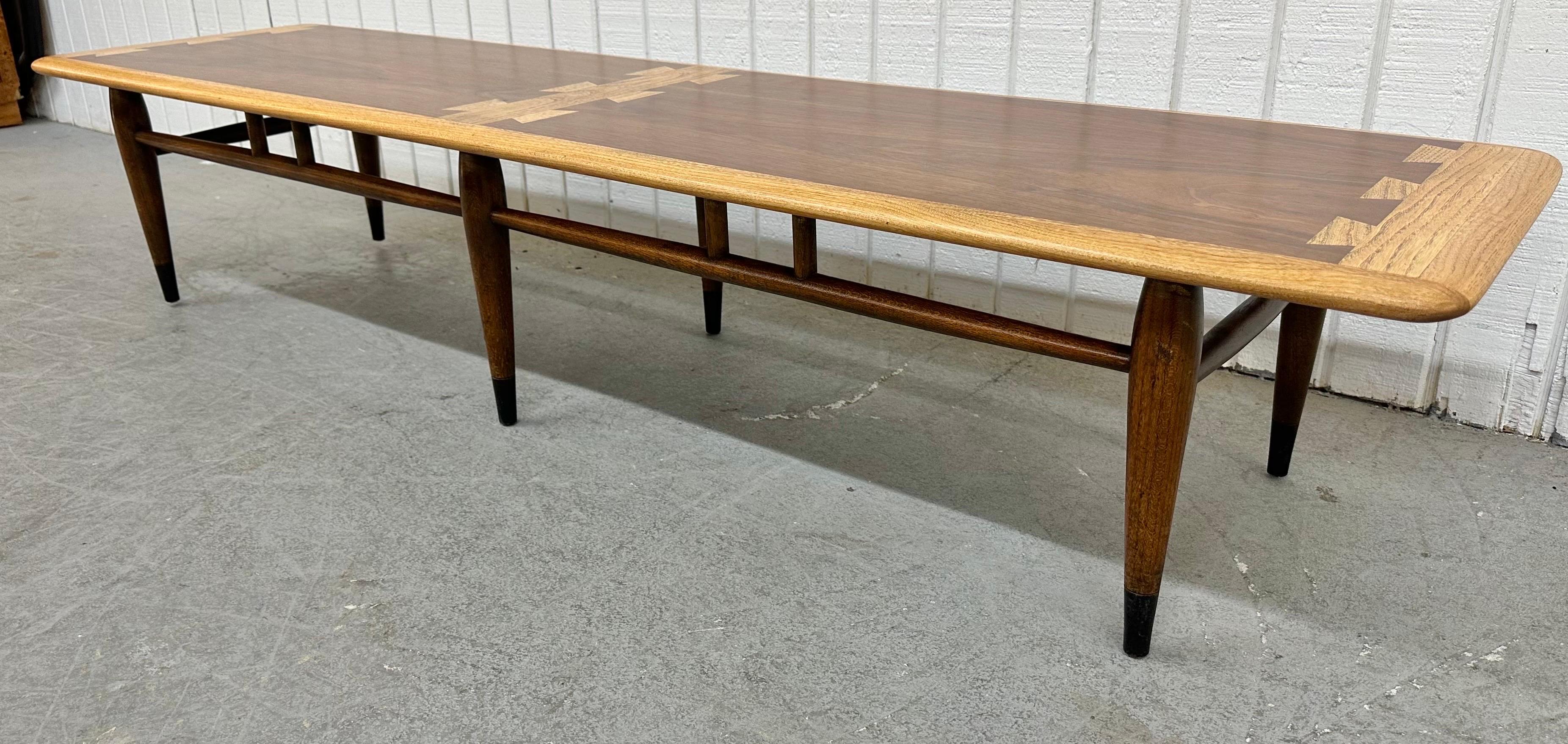 Wood Mid-Century Modern Lane Acclaim Walnut Coffee Table