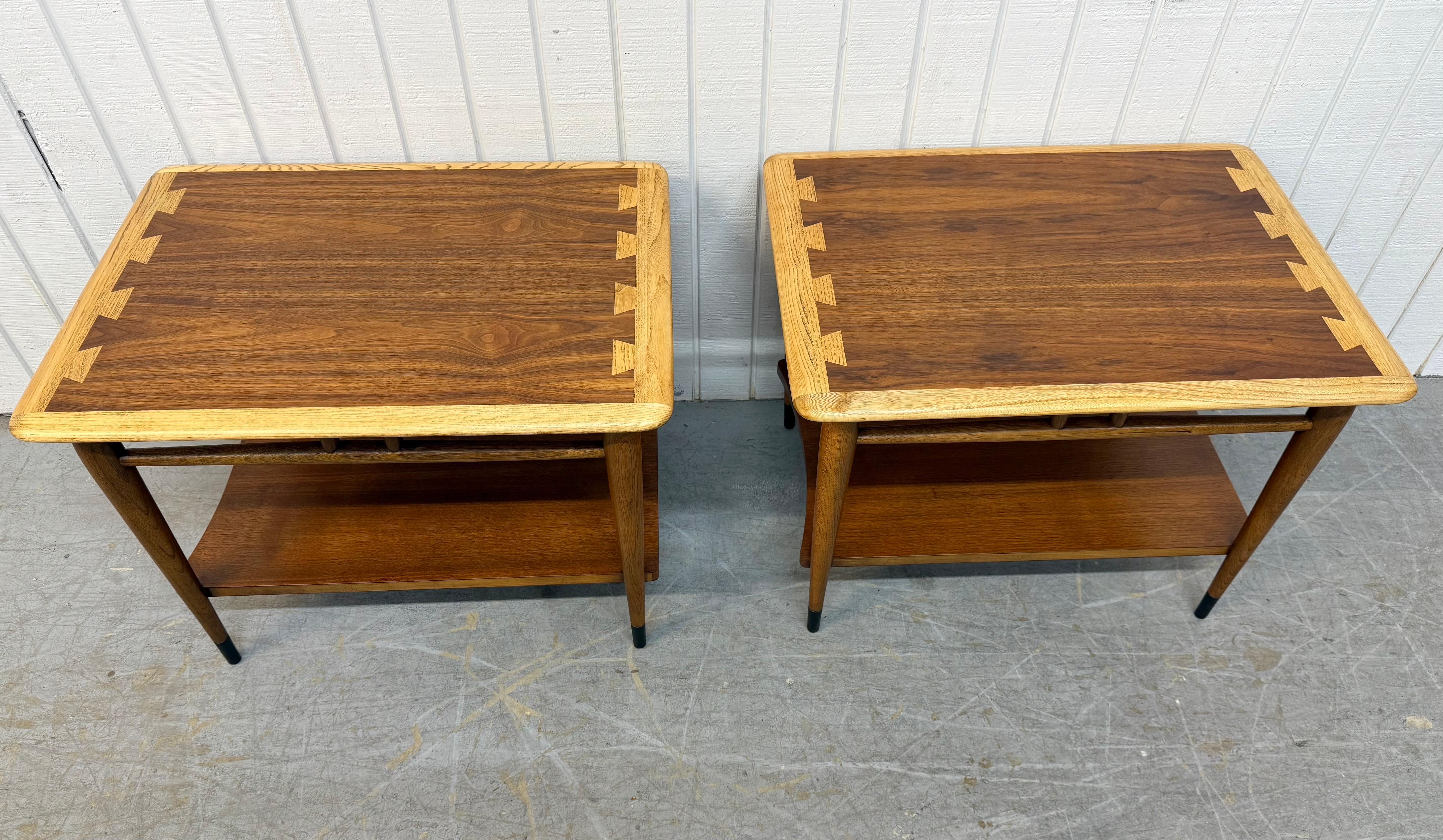 Américain Tables d'appoint en noyer The Moderns Lane Acclaim - Lot de 2 en vente