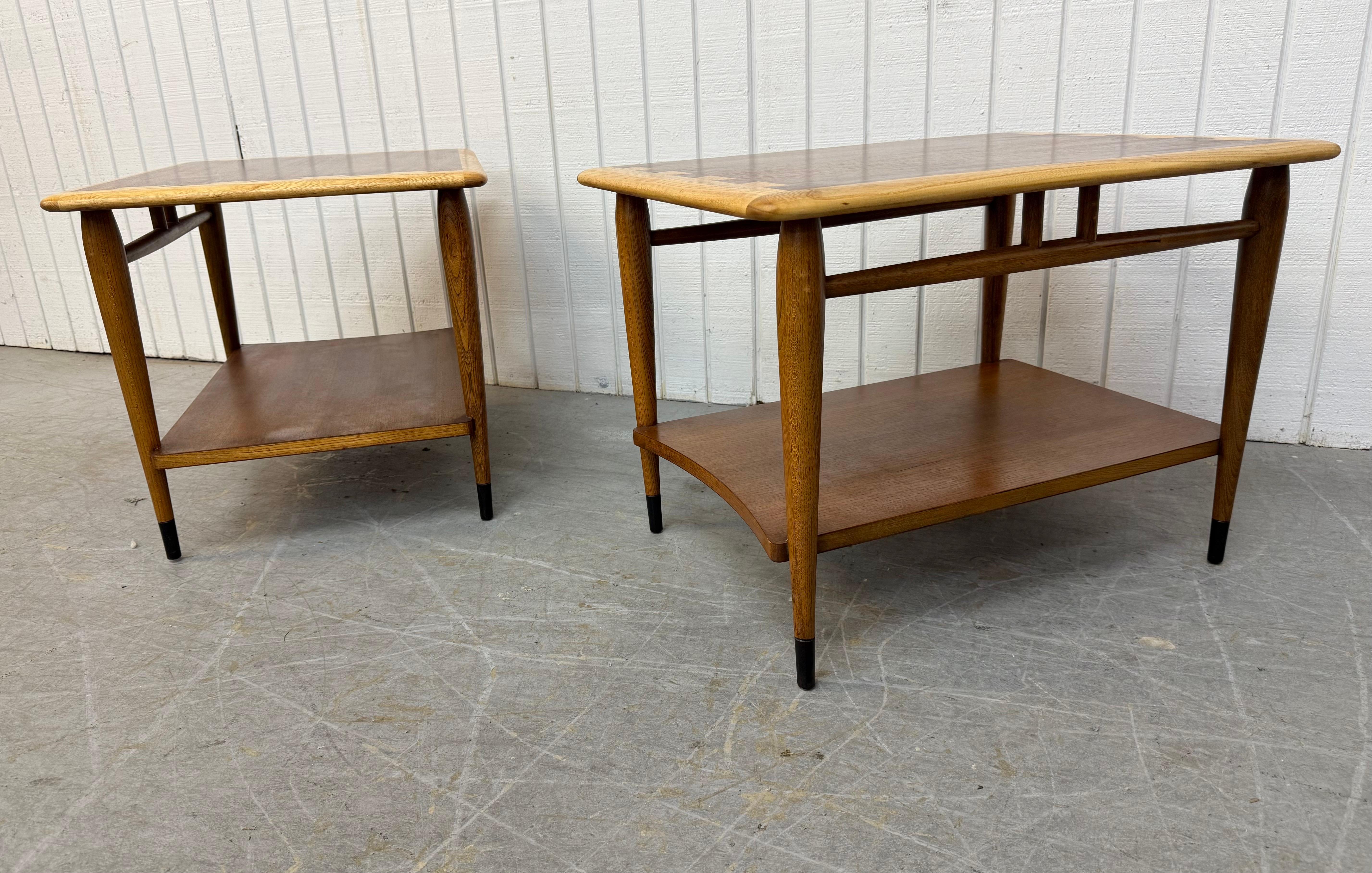 Bois Tables d'appoint en noyer The Moderns Lane Acclaim - Lot de 2 en vente