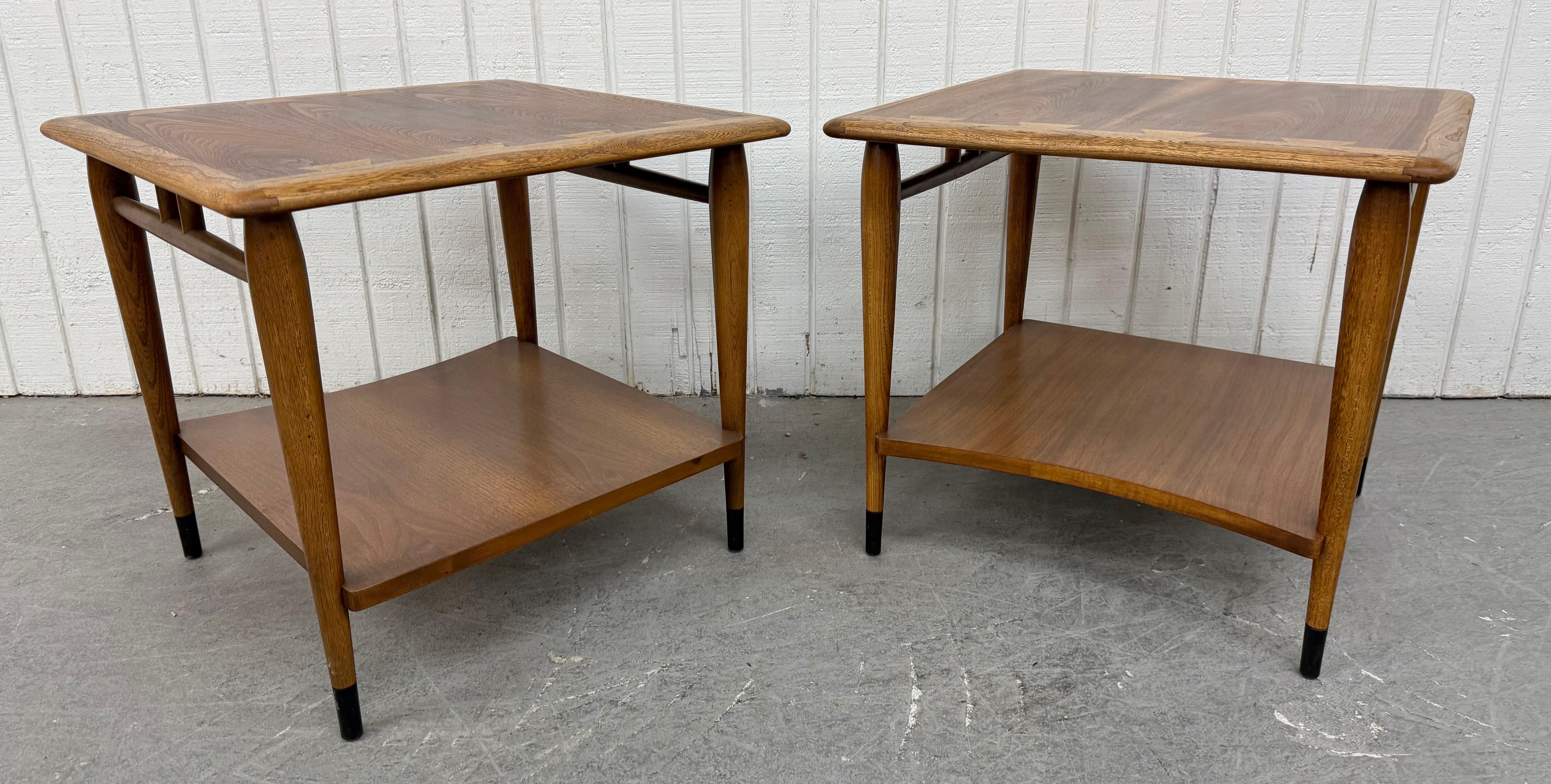 20th Century Mid-Century Modern Lane Acclaim Walnut Square Side Tables - Set of 2 For Sale
